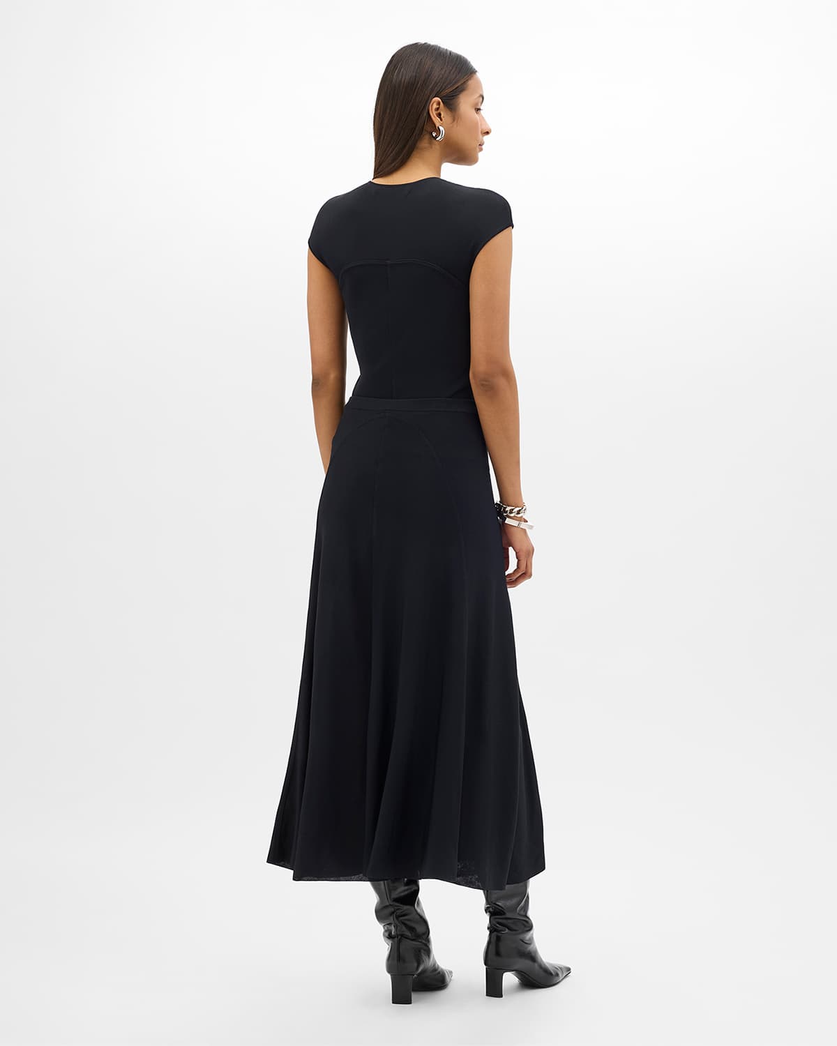 Seamed Fitted Top | Black