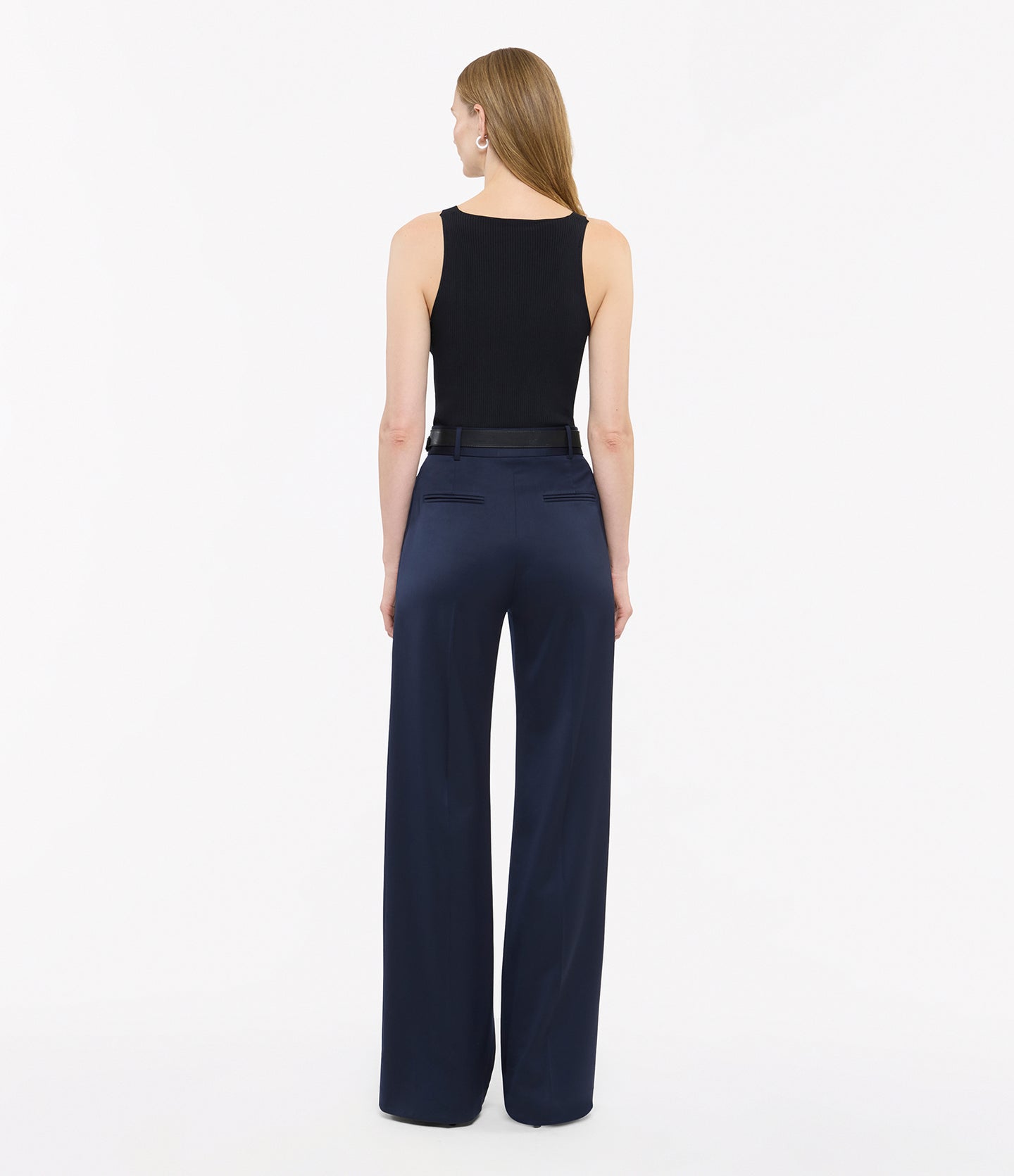 Another Tomorrow Deep V Tank Knit in Black – Viscose Women's Knitwear