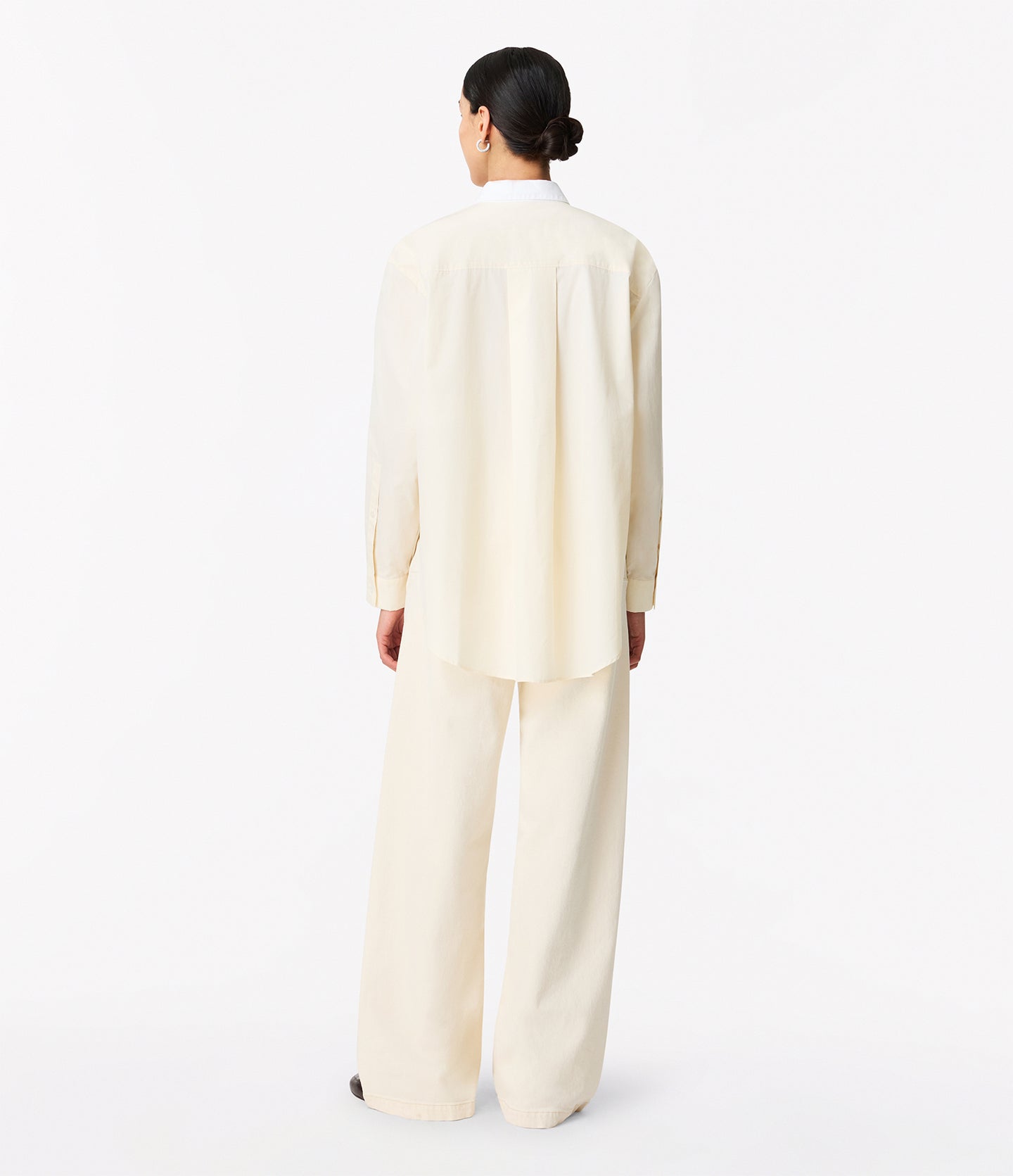Another Tomorrow Pleat Back Poplin Shirt in Ecru – Cotton Women's Top