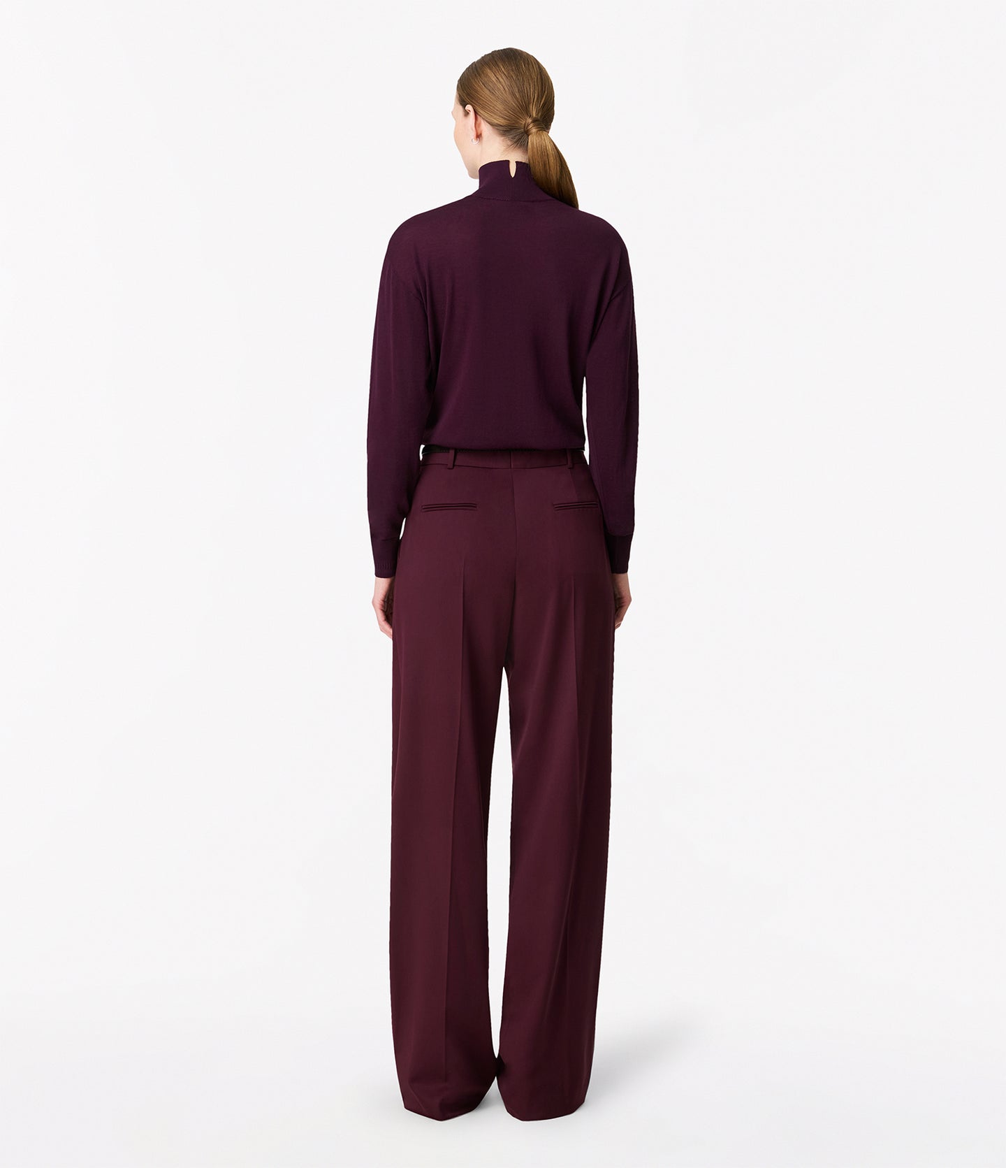 Another Tomorrow Featherweight Turtleneck in Plum – Wool Women's Knitwear