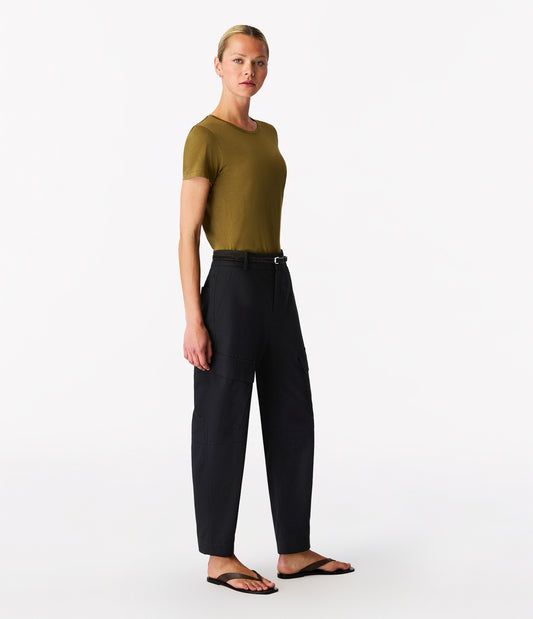 Another Tomorrow Curved Cargo Pant in Black – Cotton Women's Trousers