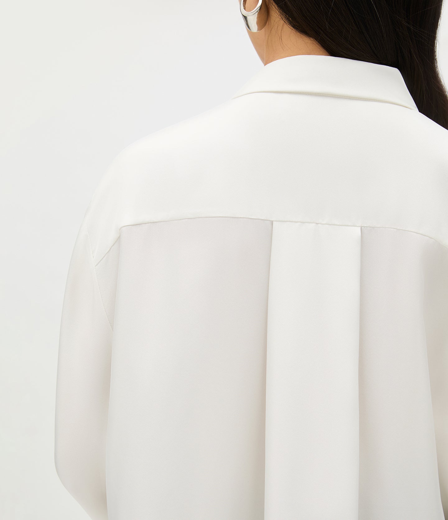 Another Tomorrow Silk Pleat Back Shirt in Off White – Silk Women's Top
