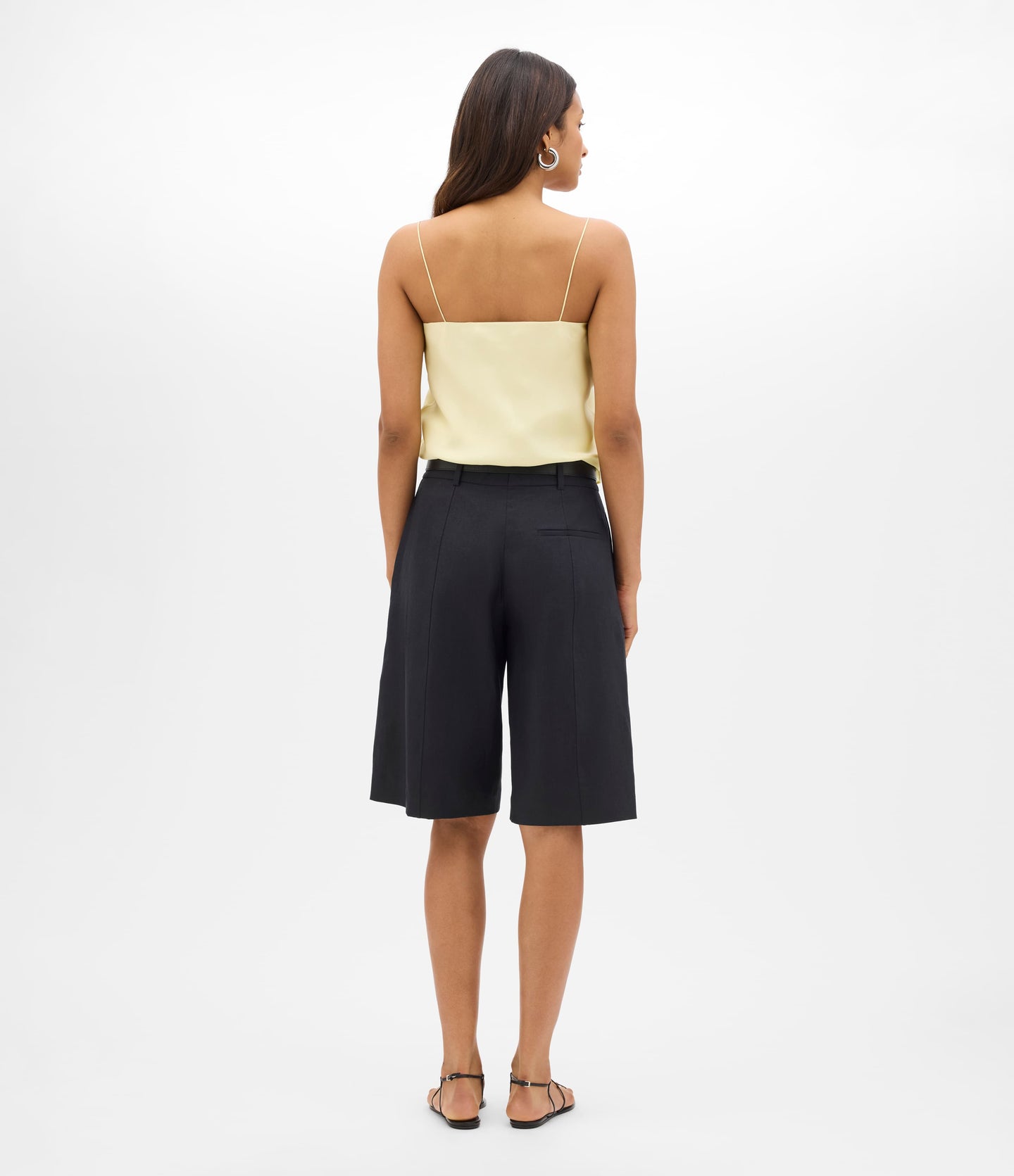 Another Tomorrow Linen Bermuda Pant in Black – Linen Women's Trousers