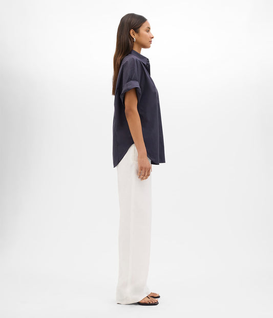 Another Tomorrow Poplin Short Sleeve Shirt in Midnight – Cotton Women's Trousers