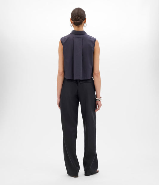 Another Tomorrow Cropped Sleeveless Shirt in Midnight – Cotton Women's Top