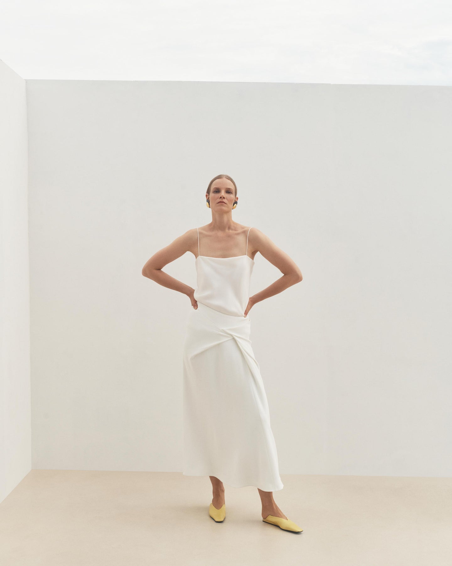 Another Tomorrow Silk Camisole in Off White – Silk Women's Top