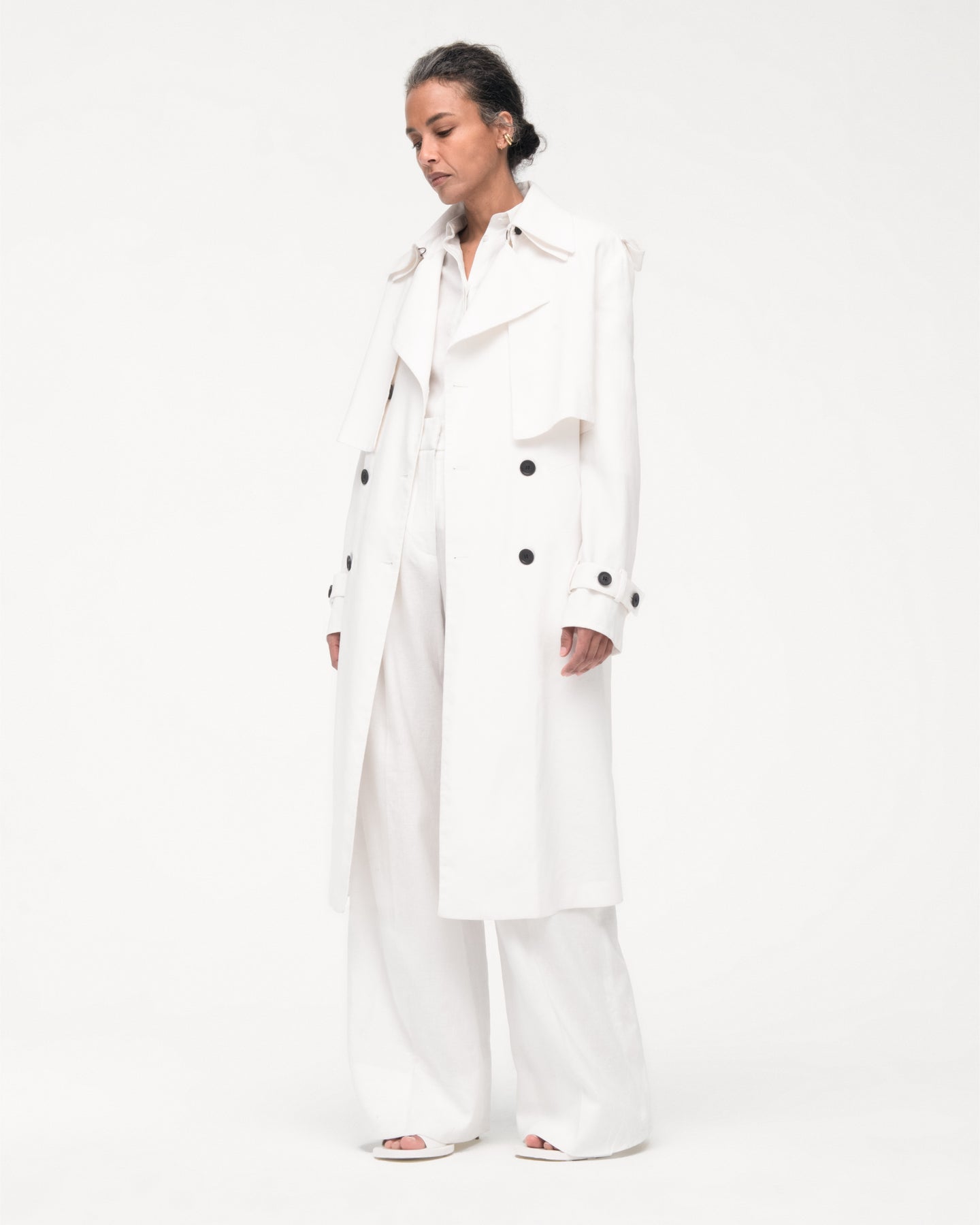 Another Tomorrow Convertible Trench in Off White – Viscose Women's Outerwear