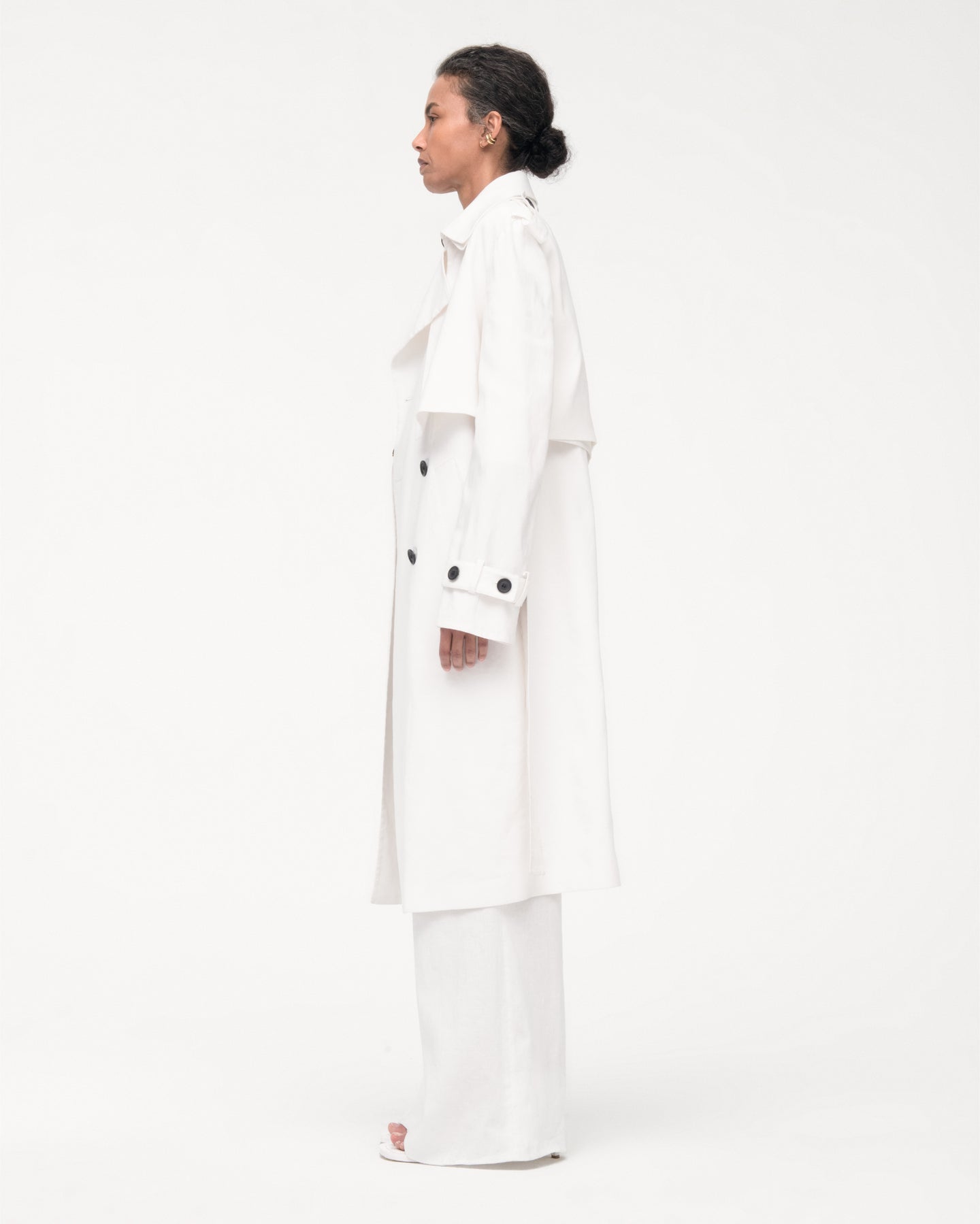 Another Tomorrow Convertible Trench in Off White – Viscose Women's Outerwear