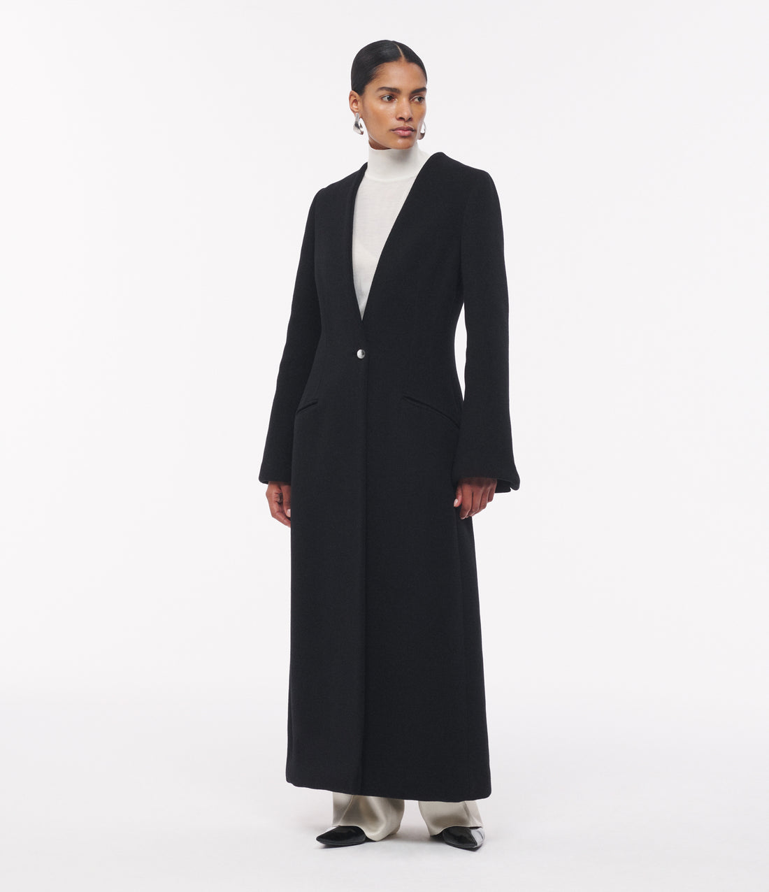 Cashmere Deep V Scarf Coat | Black image 3