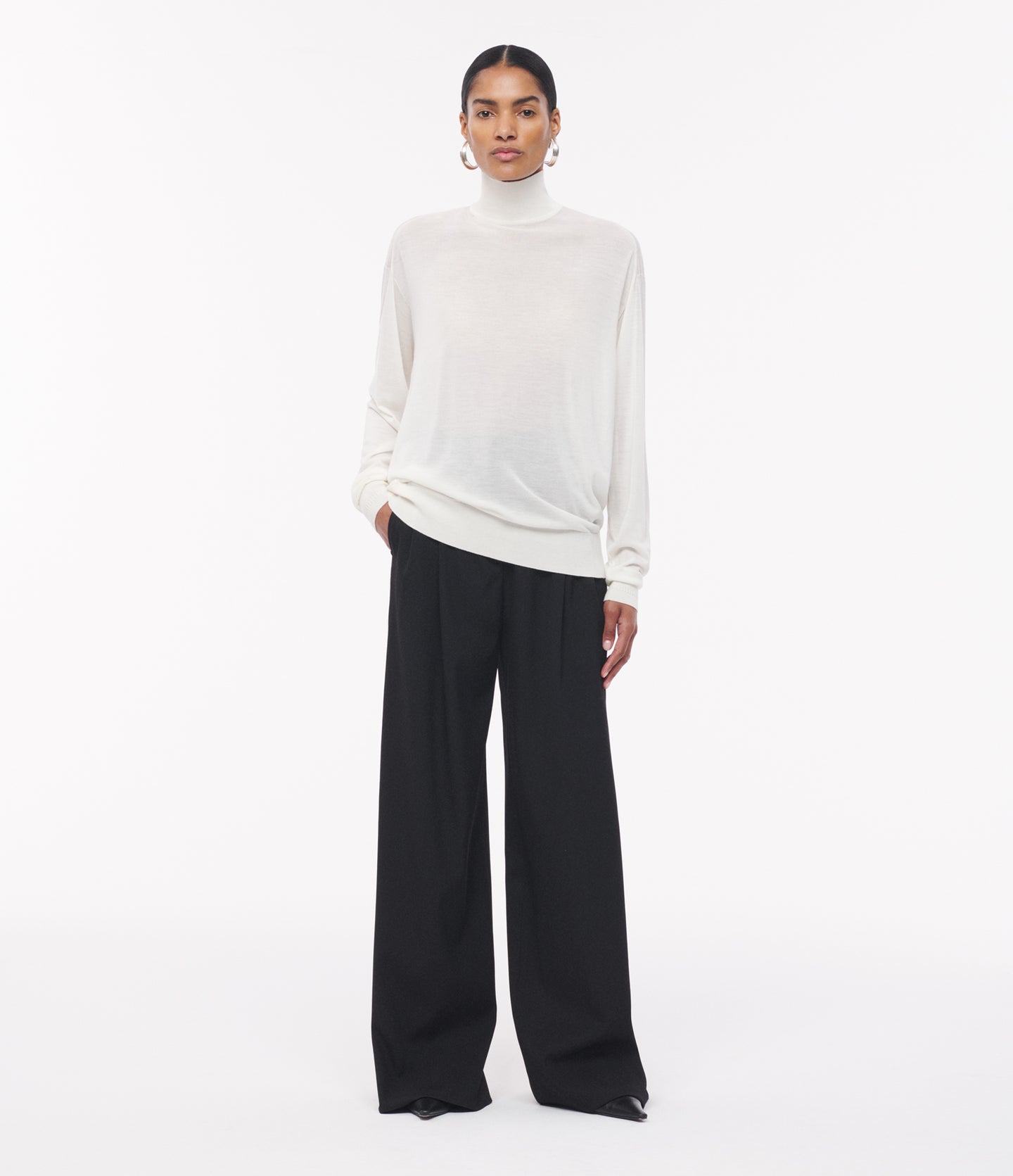 Another Tomorrow Featherweight Turtleneck in Off White – Wool Women's Knitwear