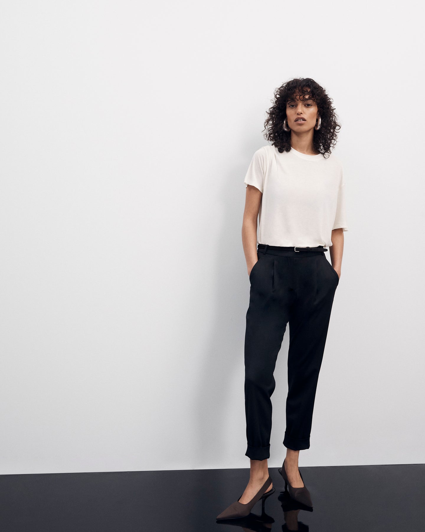Another Tomorrow Peg Trouser in Black – Wool Women's Trousers