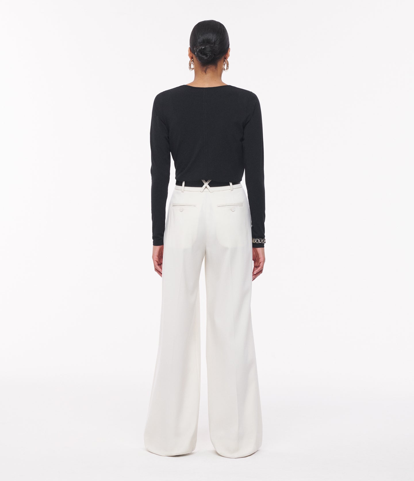 Long Sleeve Fitted Tee | Black in black