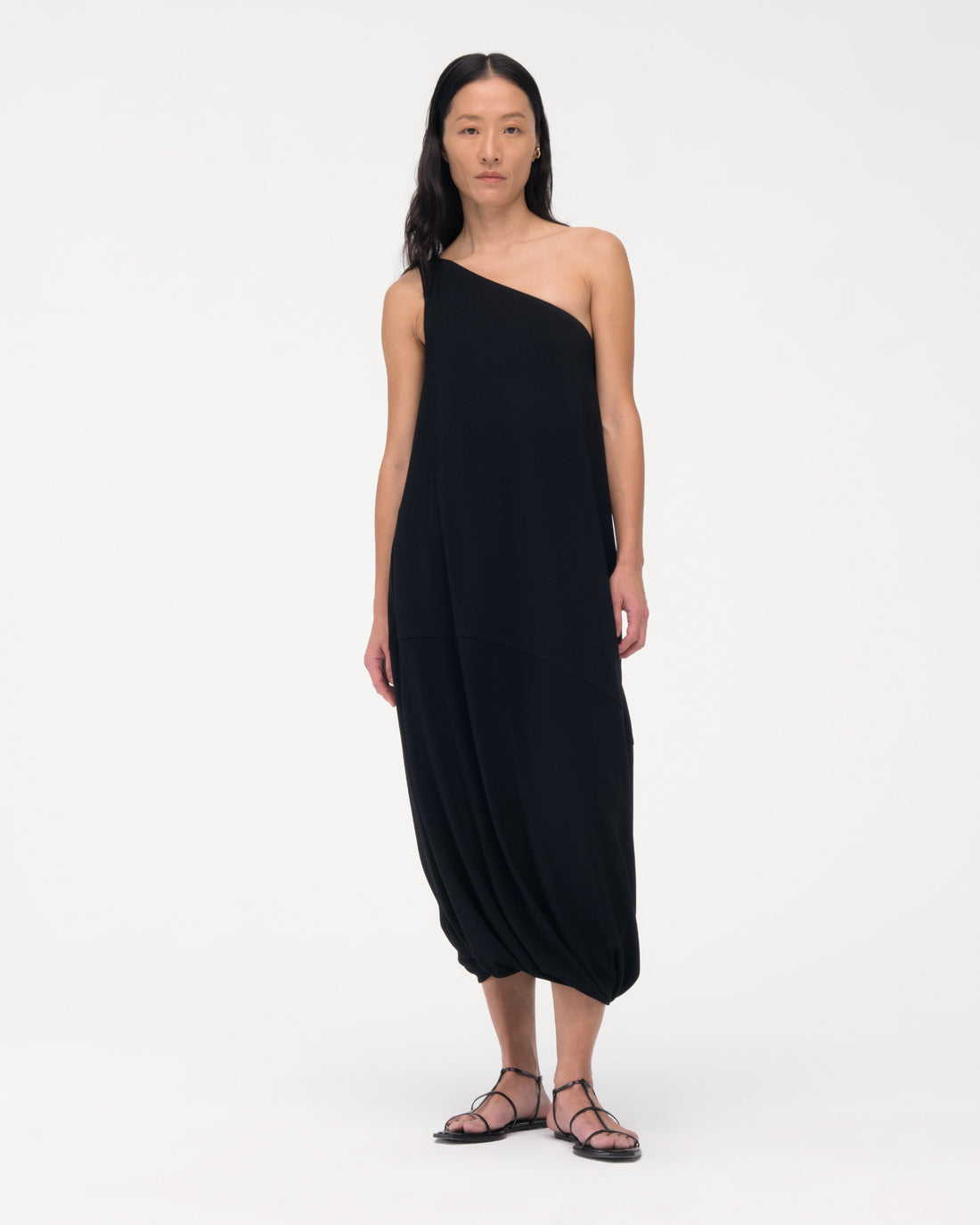 One Shoulder Bubble Sheath | Black image 2