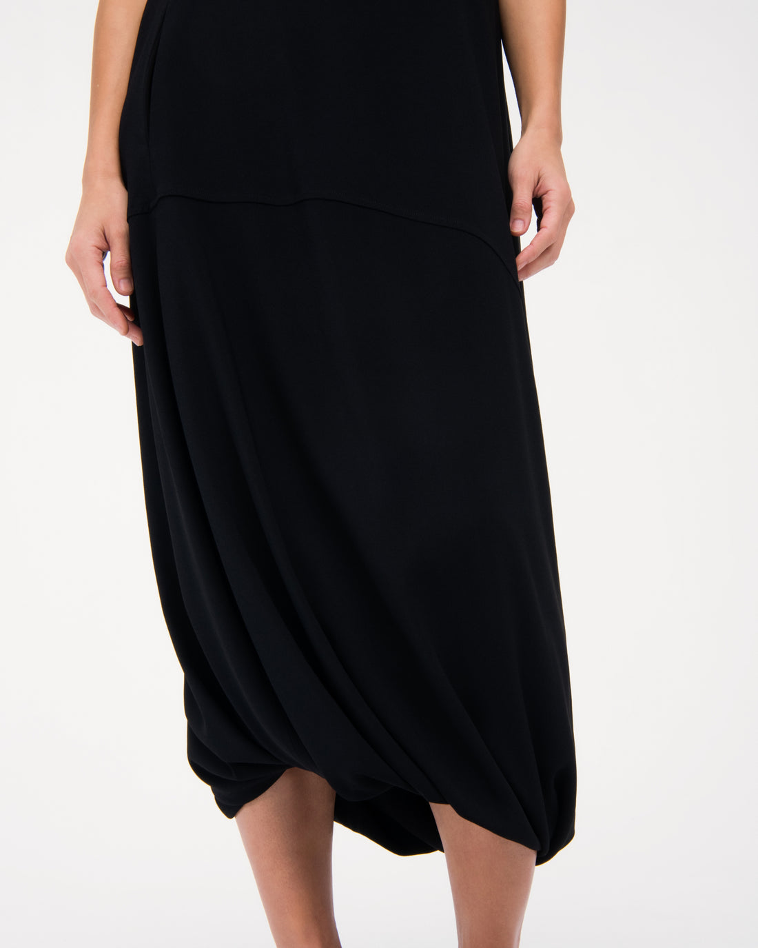 One Shoulder Bubble Sheath | Black image 7