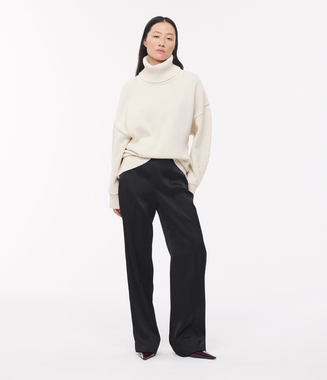 Cashmere Oversized Turtleneck | Ivory image 1