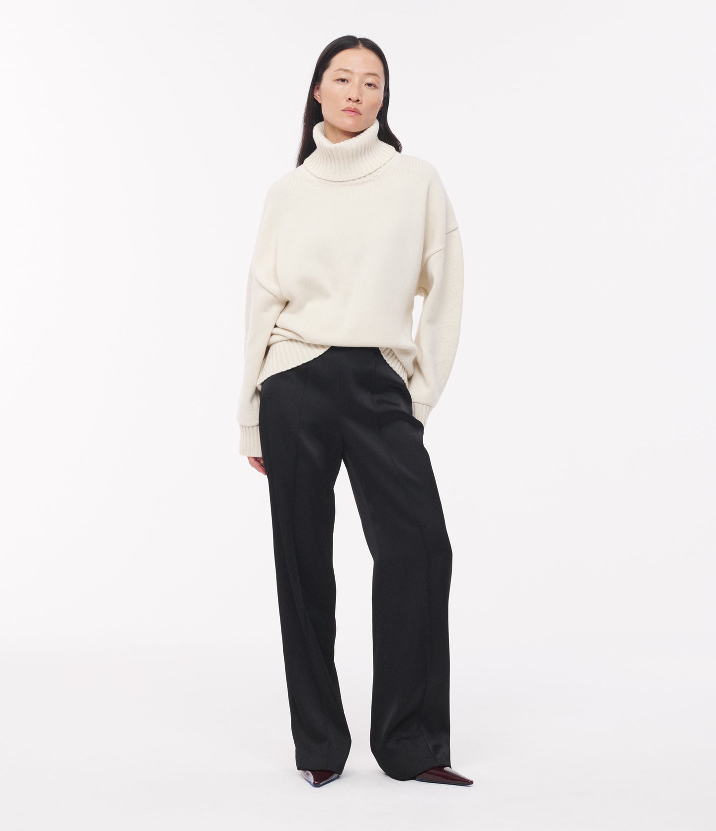 Cashmere Oversized Turtleneck | Ivory in ivory