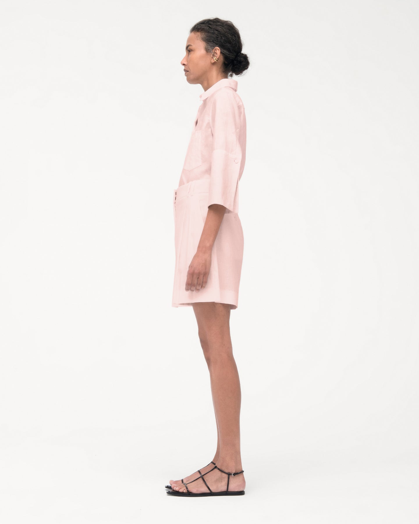 Linen Pleated Short | Quartz
