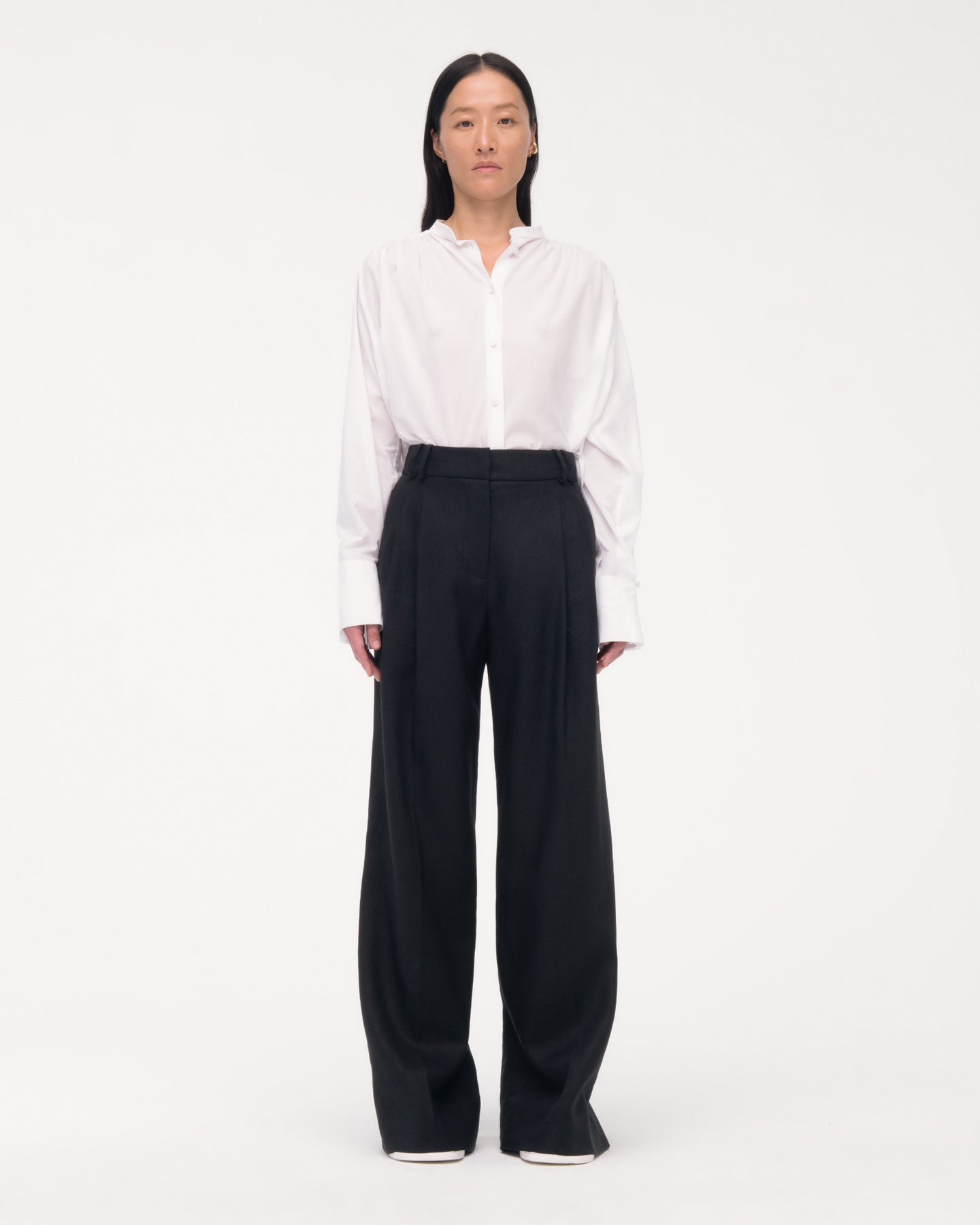 Summer Pleated Trouser | Black in black