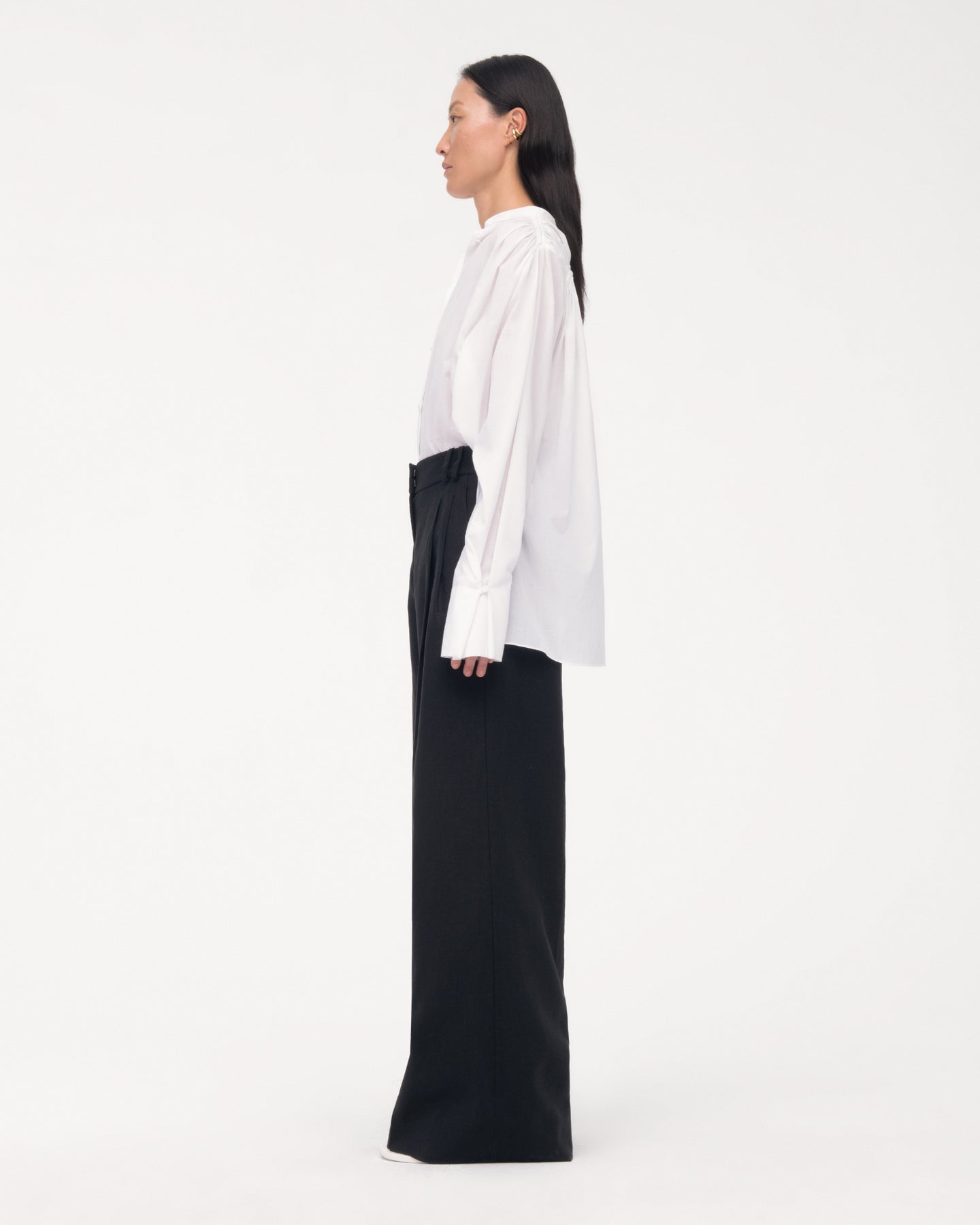 Summer Pleated Trouser | Black in black