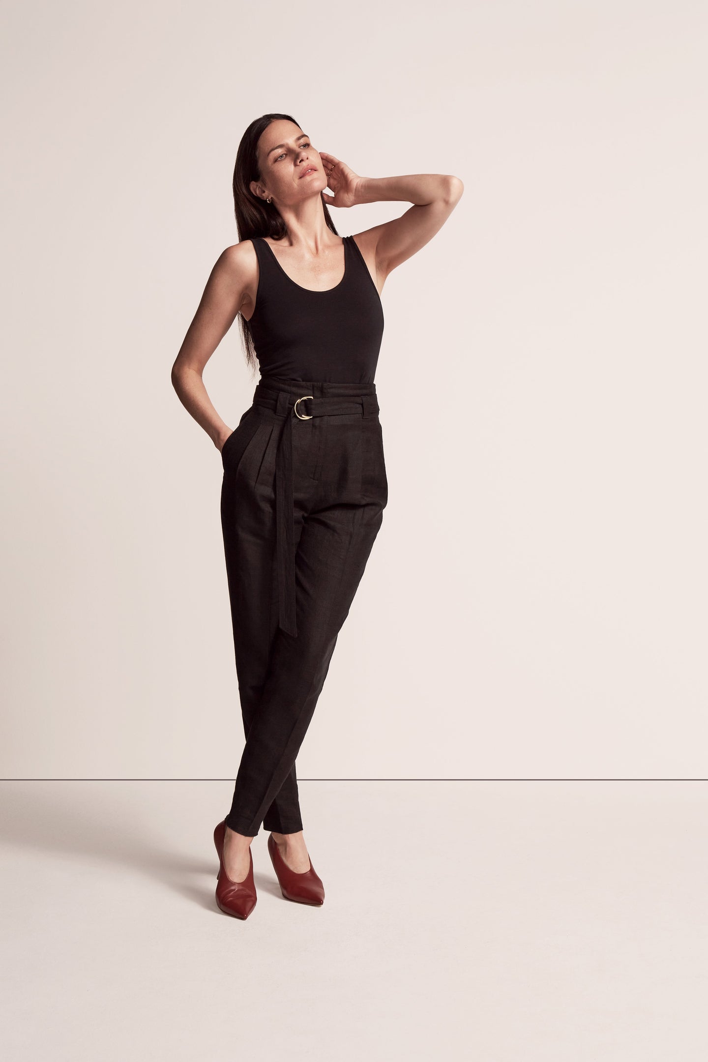 Another Tomorrow Paper Bag Pleated Trouser in Black – Linen Women's Trousers