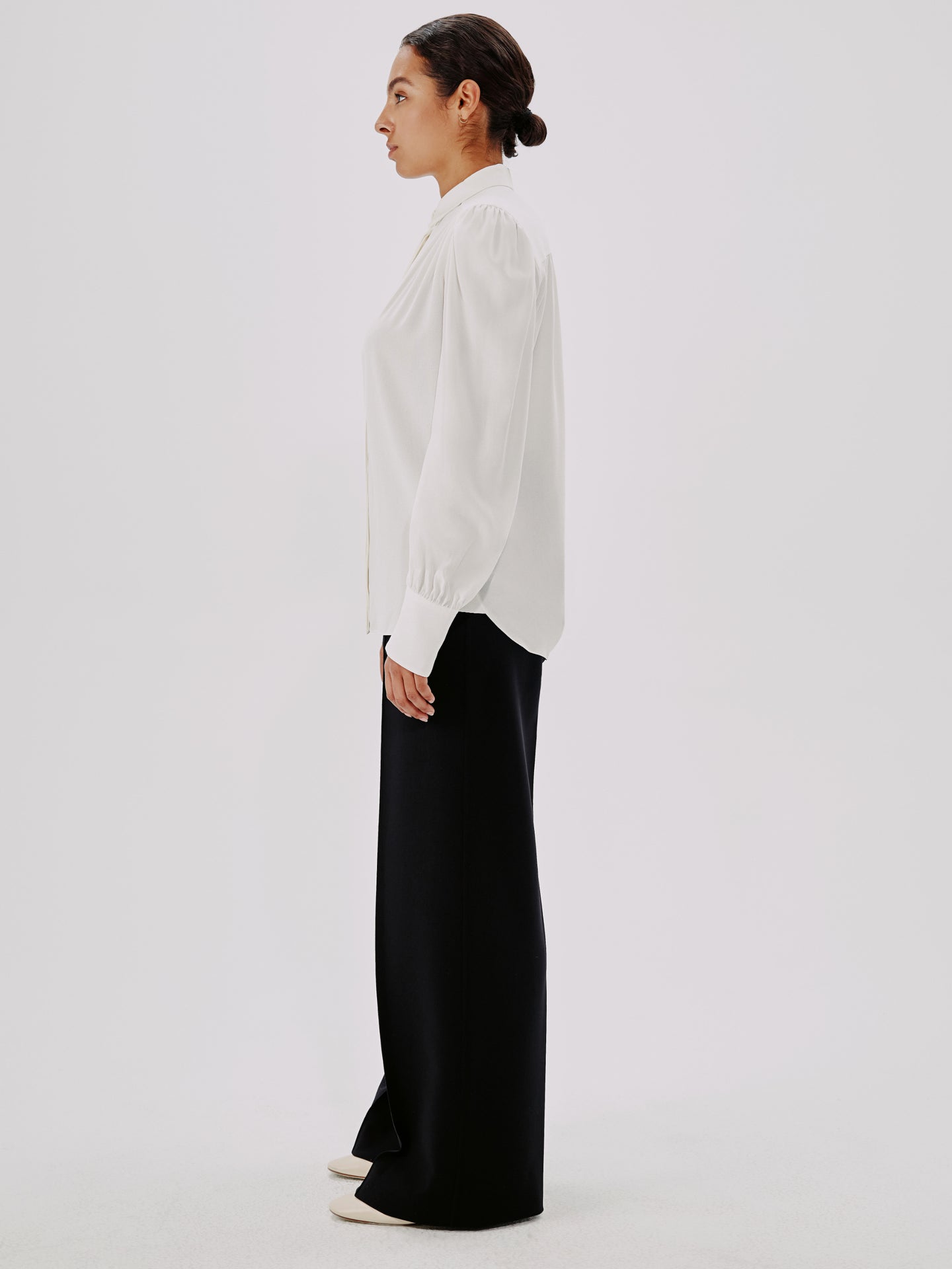 Gathered Blouse | White in white