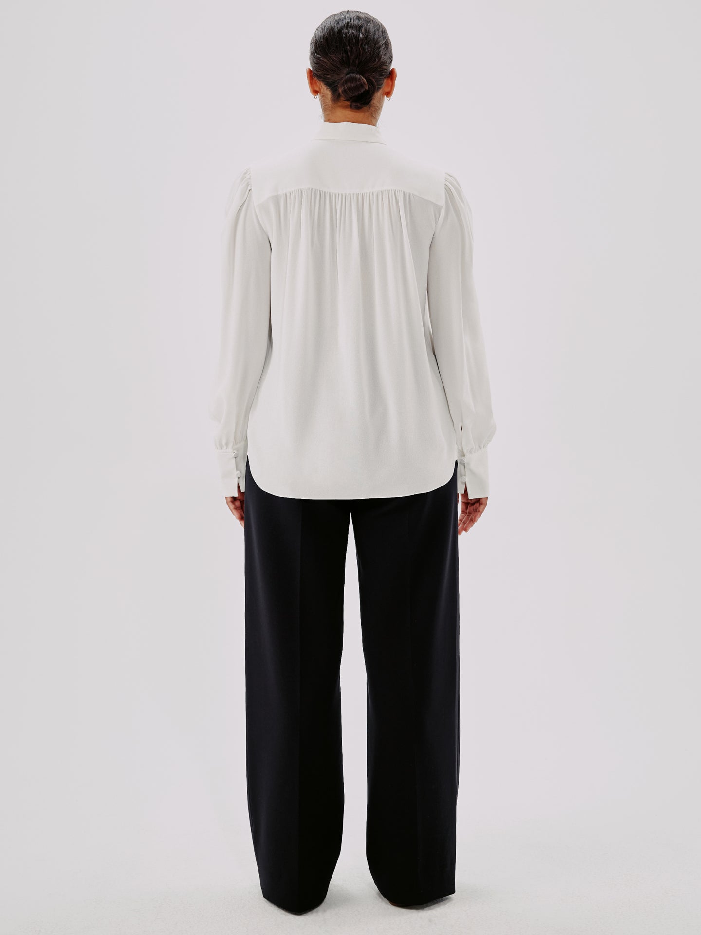 Gathered Blouse | White in white