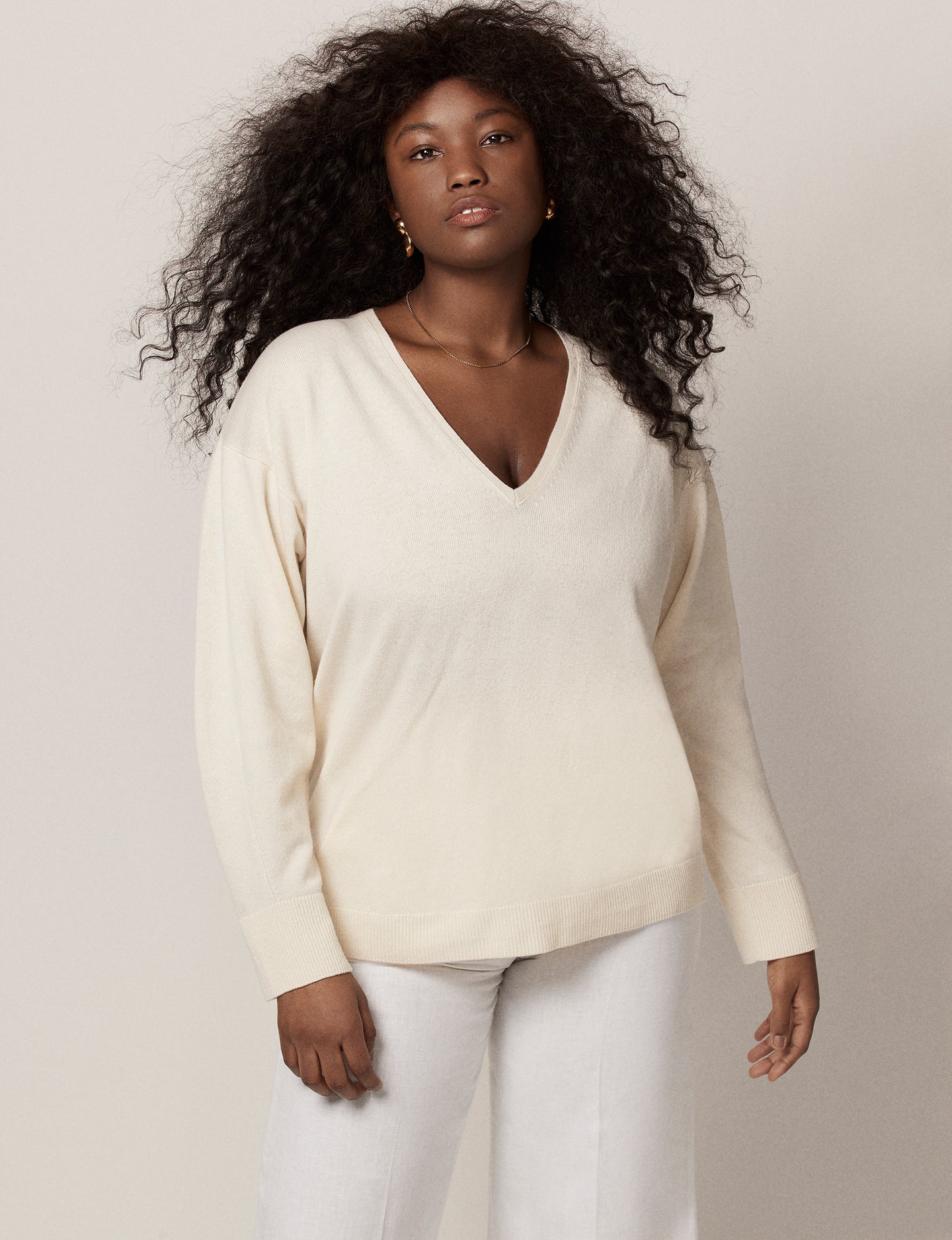 Another Tomorrow Cashmere V Neck Sweater in Cream – Cashmere Women's Knitwear