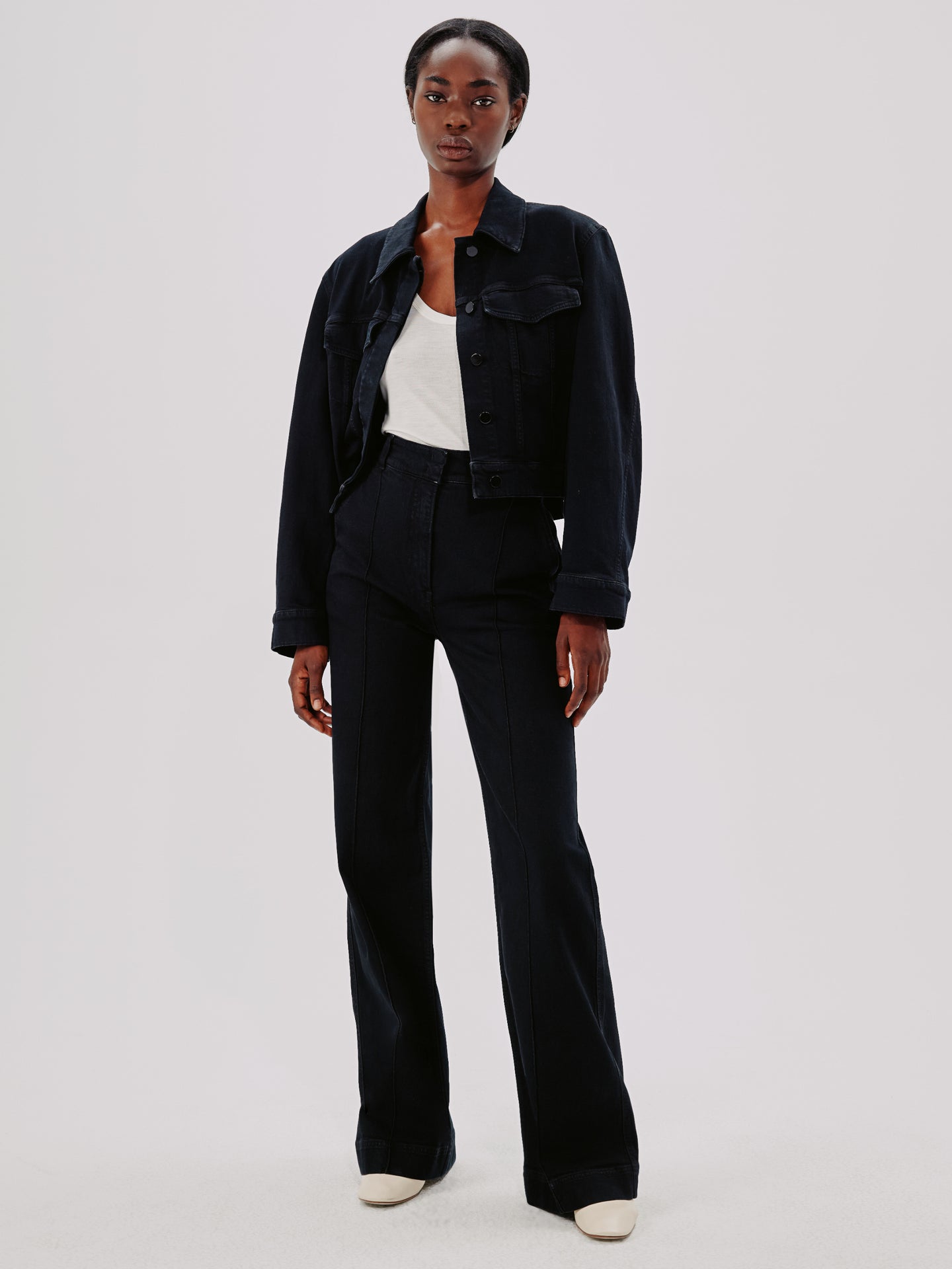 Ballet Scoop Tee | Vanilla in vanilla