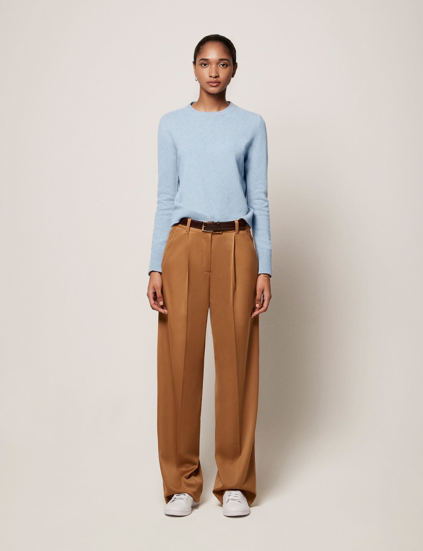 Another Tomorrow Classic Cashmere Crewneck in Light Blue – Cashmere Women's Knitwear