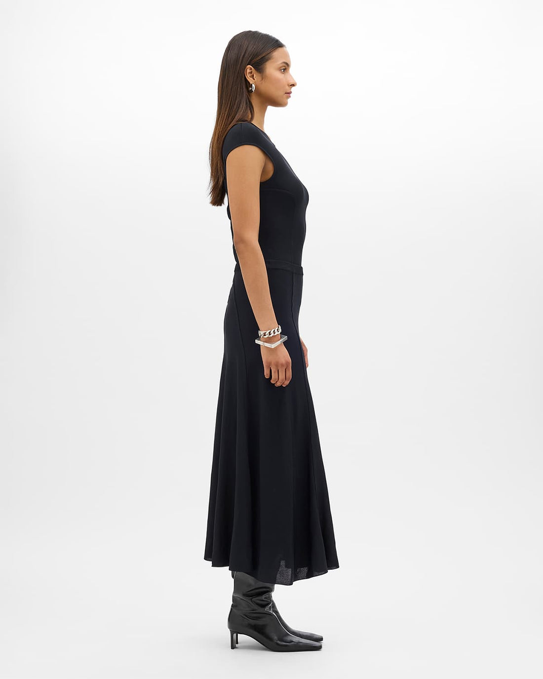 Seamed Fitted Top | Black