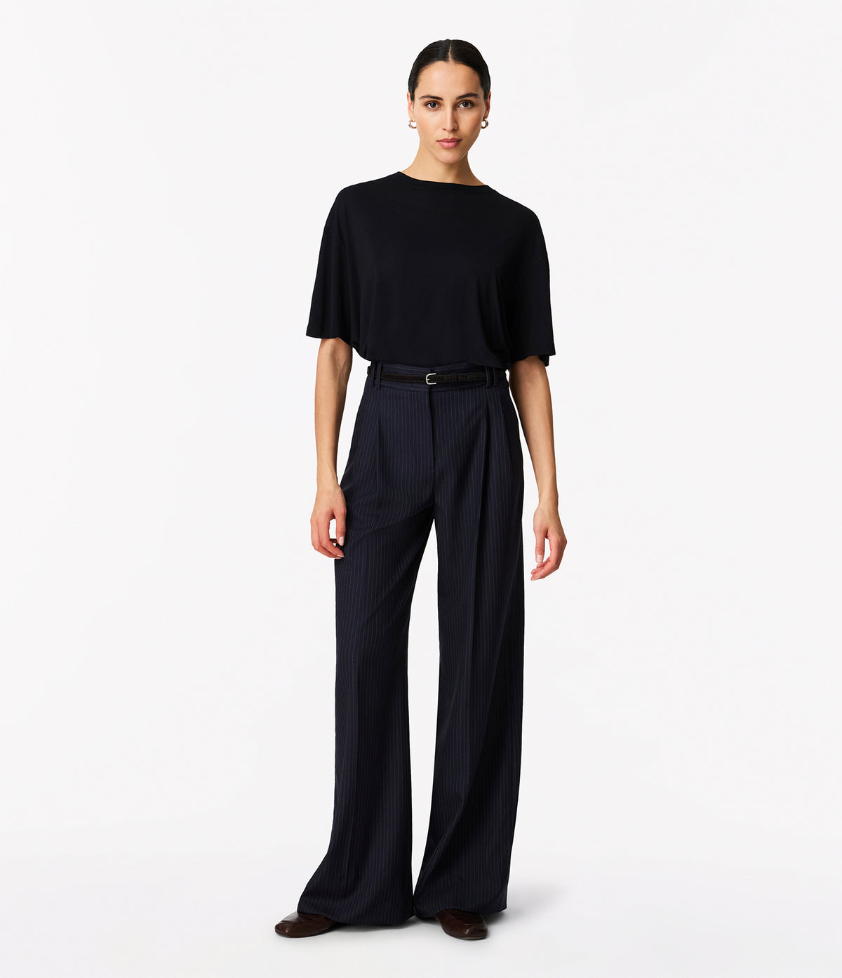 Another Tomorrow Pinstripe Pleated Trouser in Navy/Chalk – Wool Women's Trousers