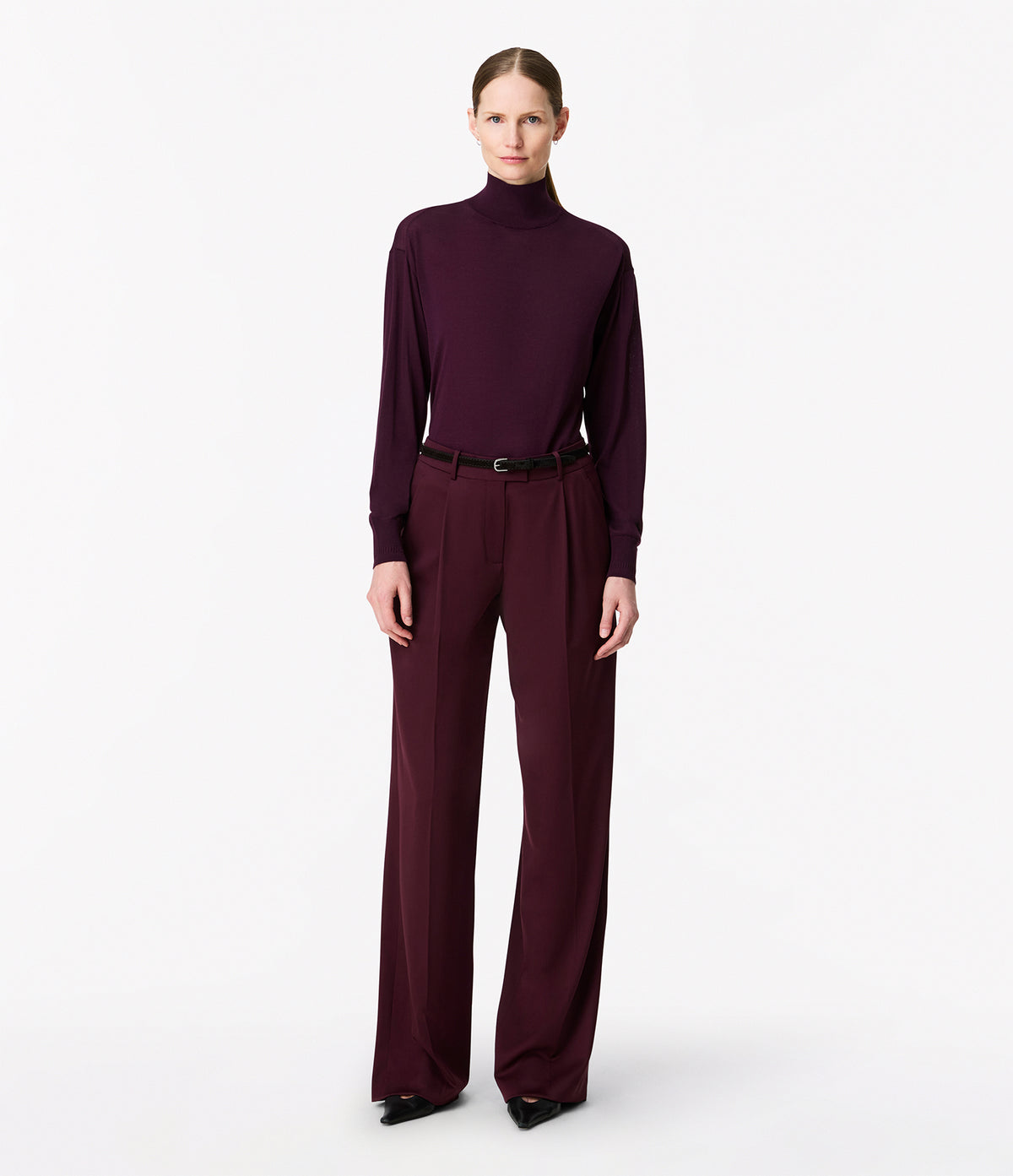 Another Tomorrow Featherweight Turtleneck in Plum – Wool Women's Knitwear