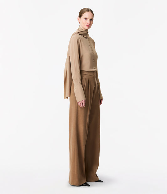 Another Tomorrow Cashmere Pleated Trouser in Camel – Cashmere Women's Trousers