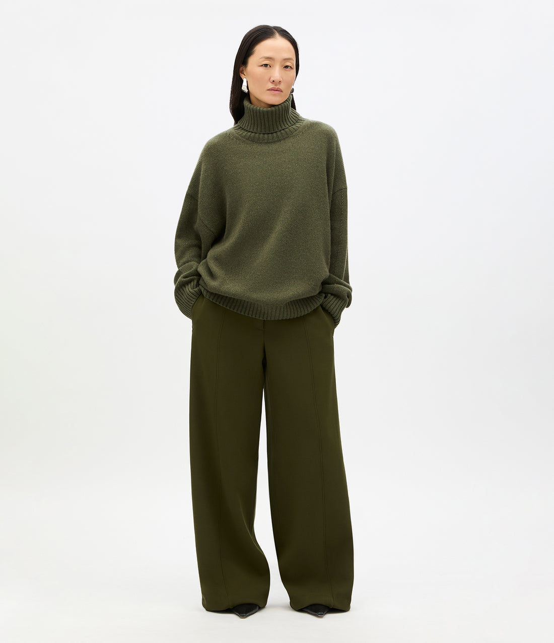 Cashmere Oversized Turtleneck | Moss