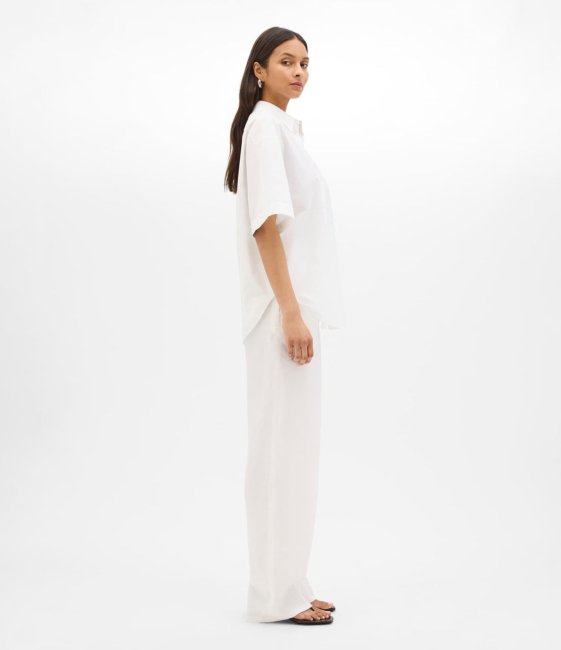 Another Tomorrow Poplin Short Sleeve Shirt in White – Cotton Women's Trousers