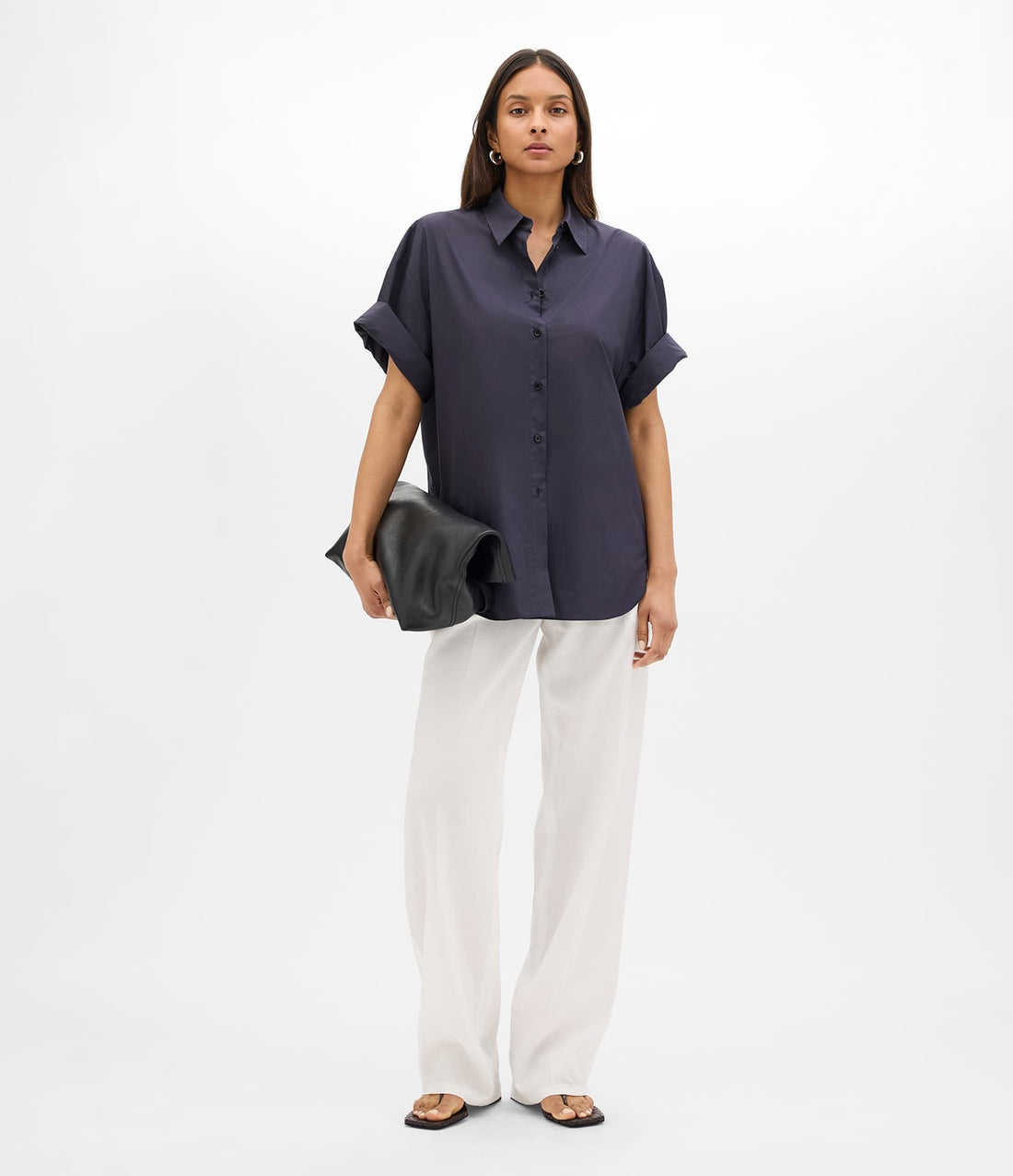Another Tomorrow Poplin Short Sleeve Shirt in Midnight – Cotton Women's Trousers