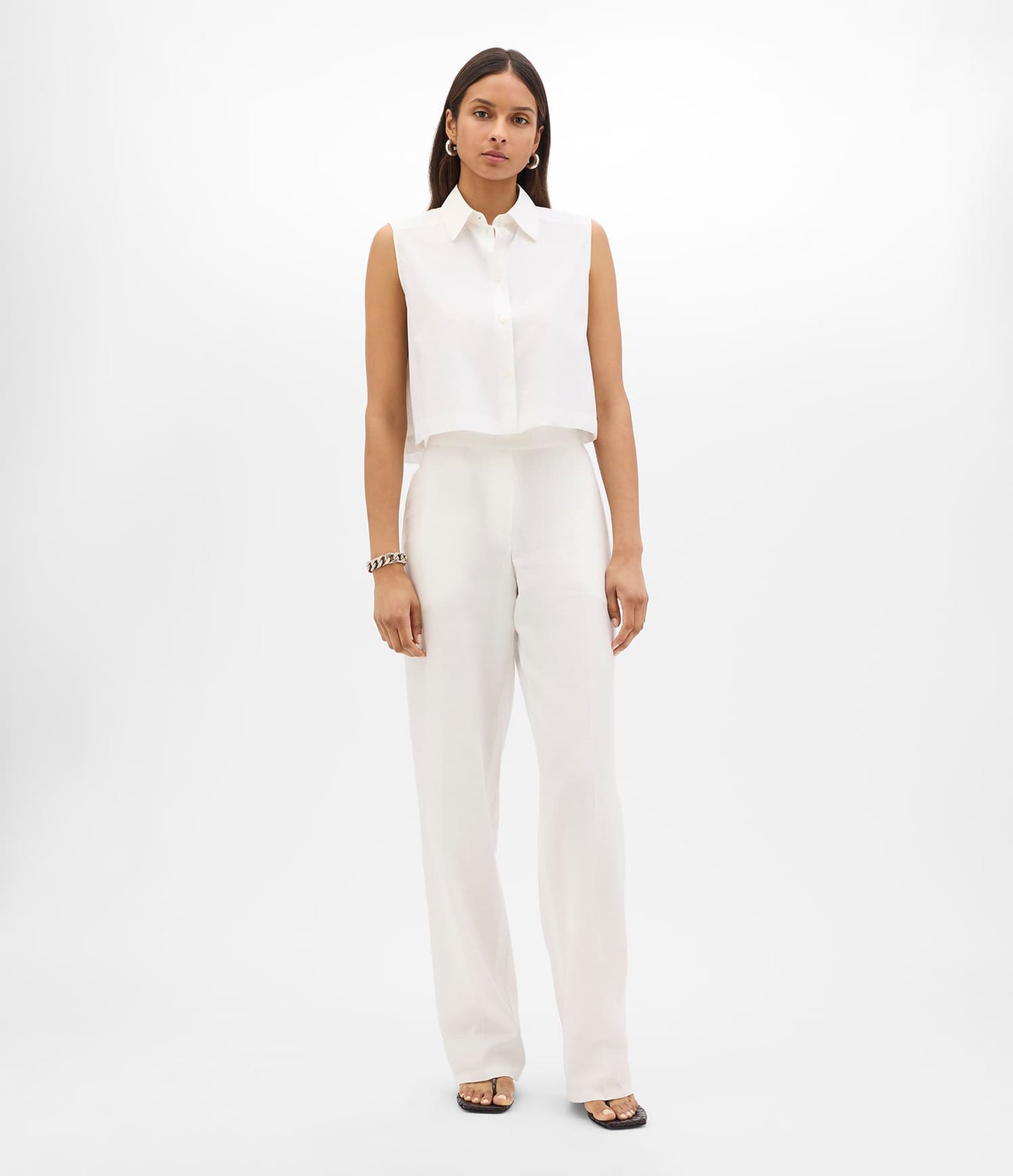 Another Tomorrow Cropped Sleeveless Shirt in White – Cotton Women's Top