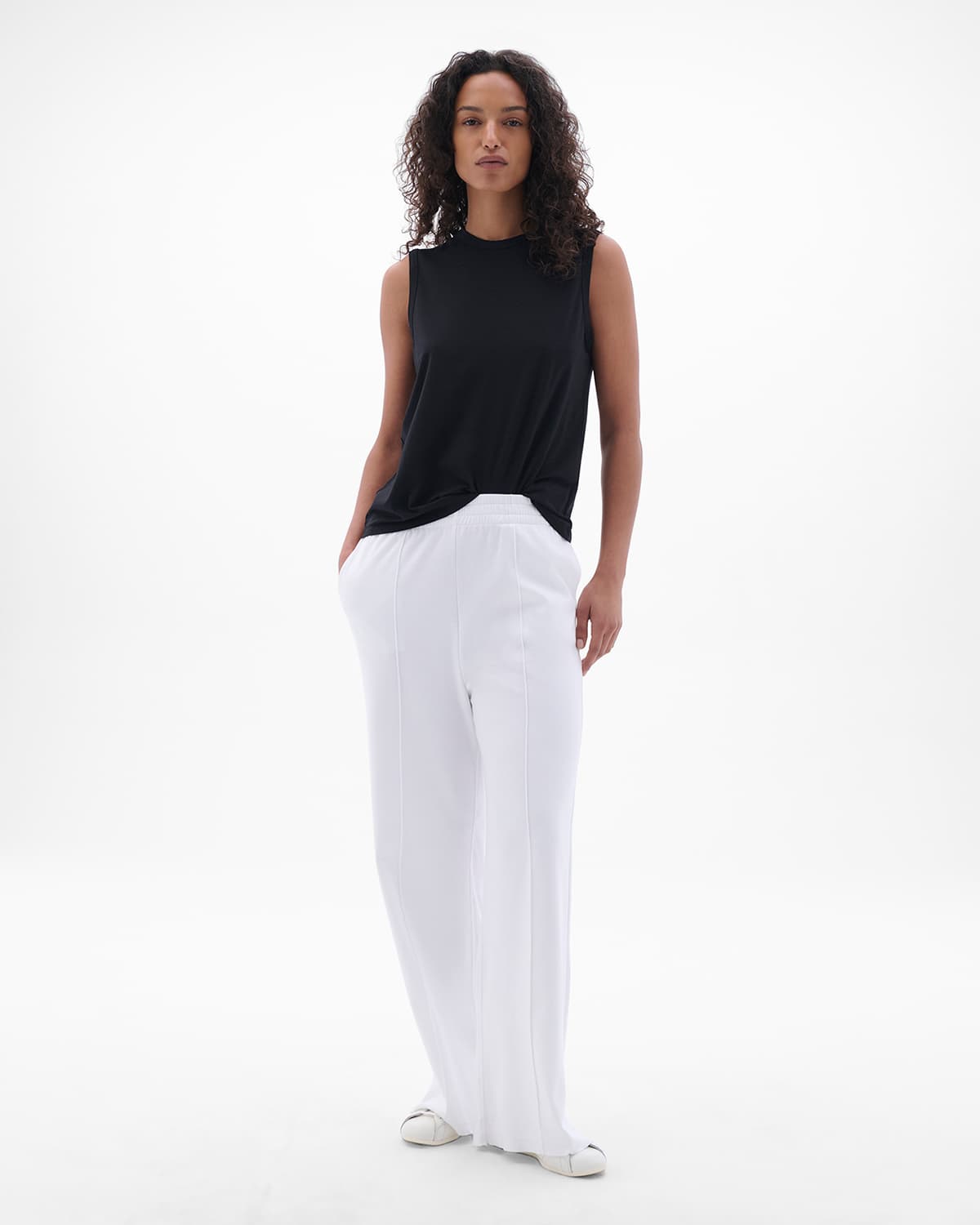 Sleeveless Tee | Black