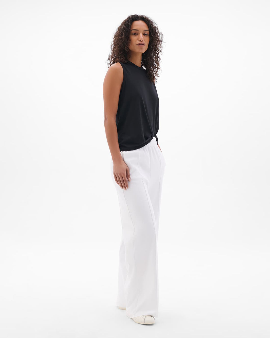 Sleeveless Tee | Black