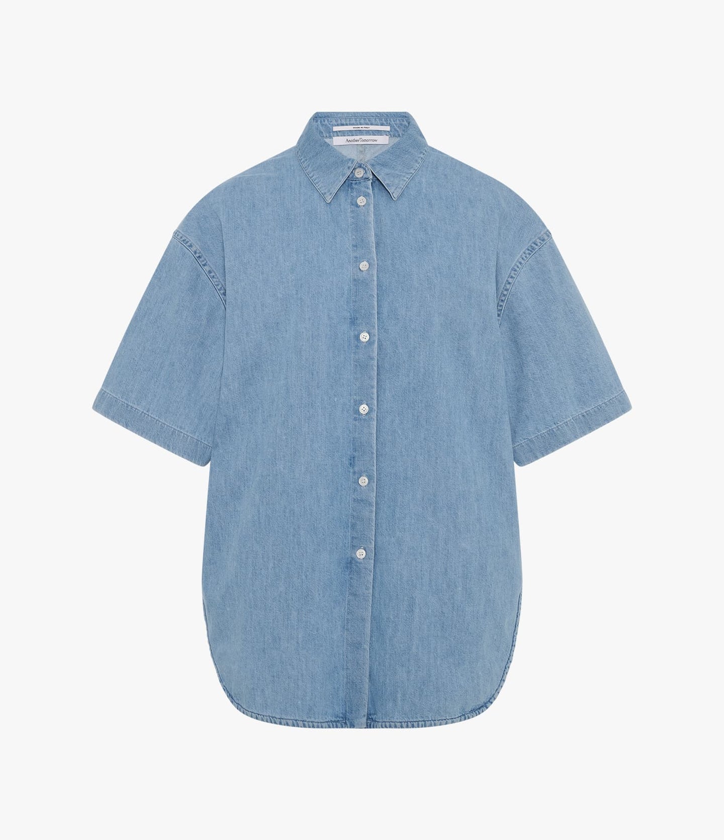 Another Tomorrow Chambray Short Sleeve Shirt in Light Blue Wash – Denim Women's Trousers