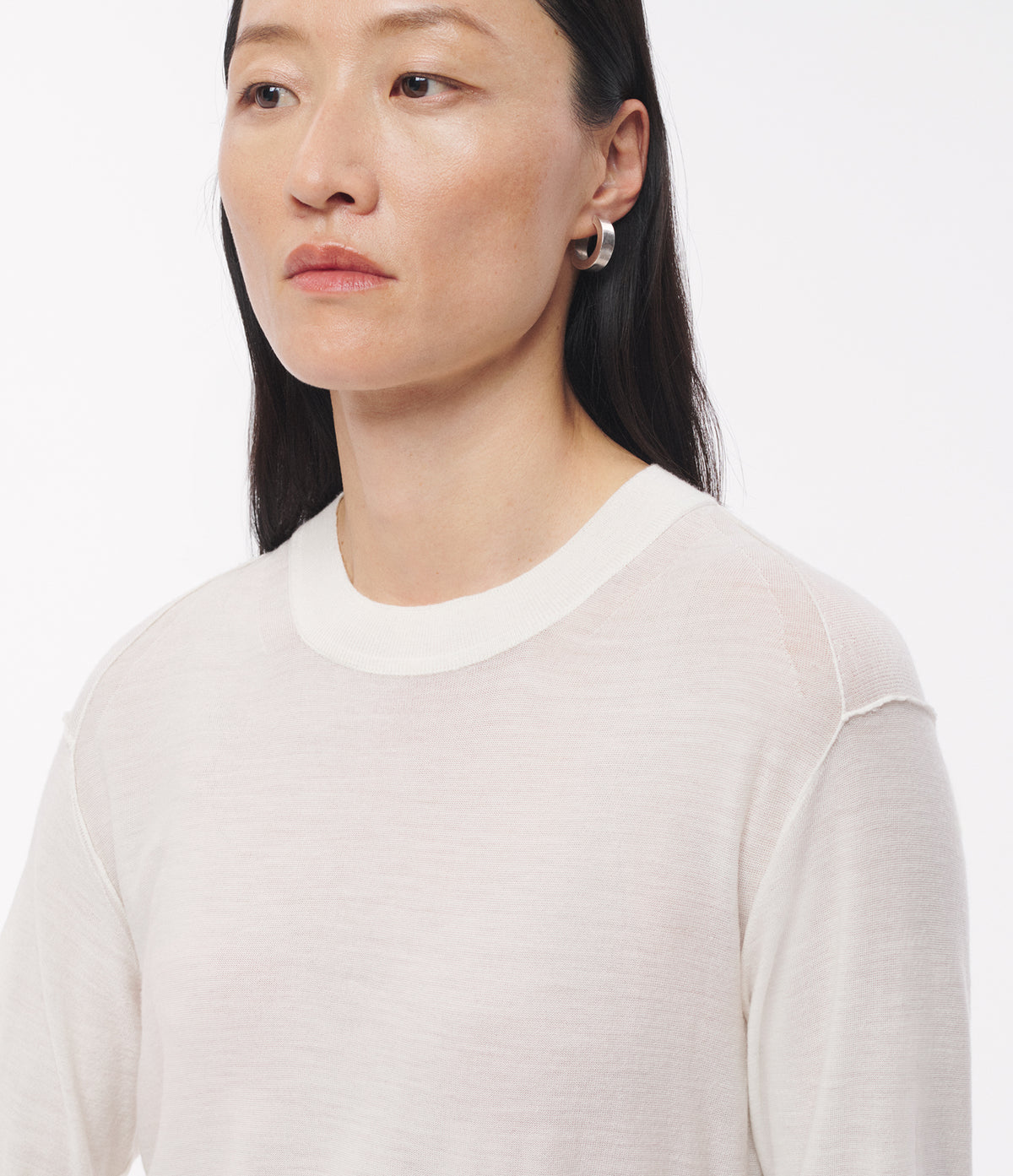 Another Tomorrow Featherweight Crew in Off White – Wool