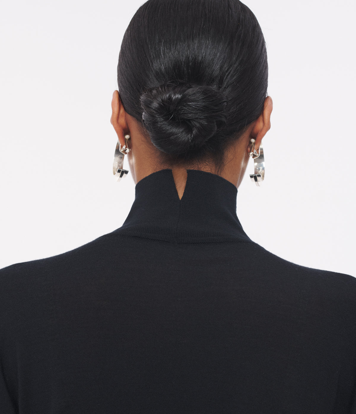 Another Tomorrow Featherweight Turtleneck in Black – Wool Women's Knitwear