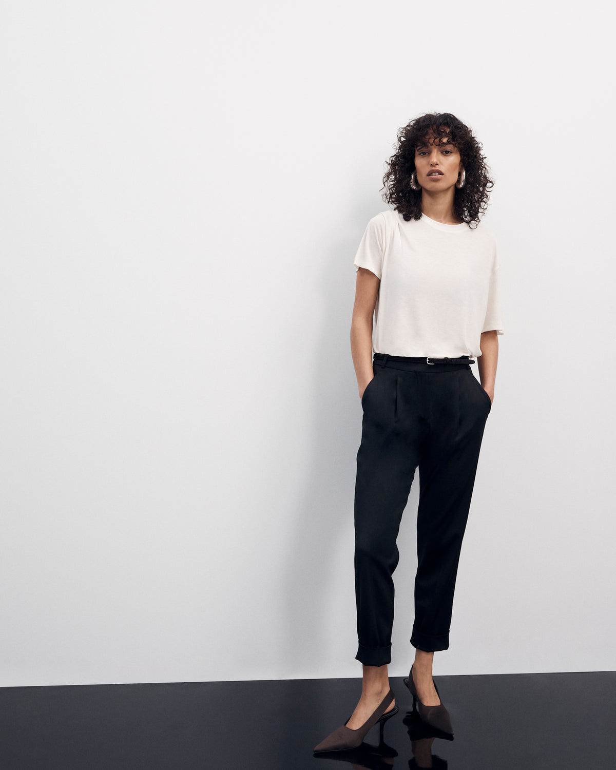 Another Tomorrow Peg Trouser in Black – Wool Women's Trousers