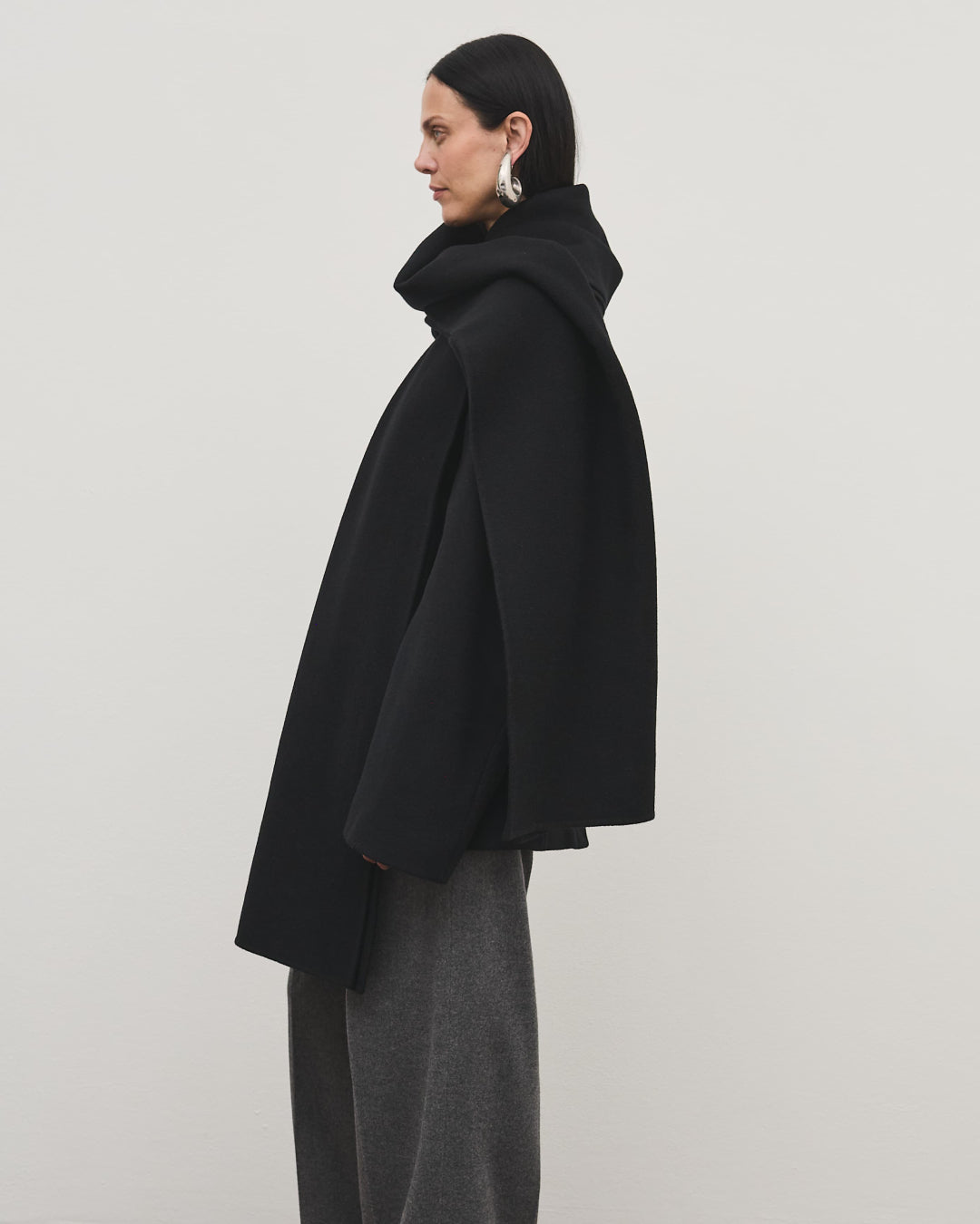 Short Scarf Coat | Black