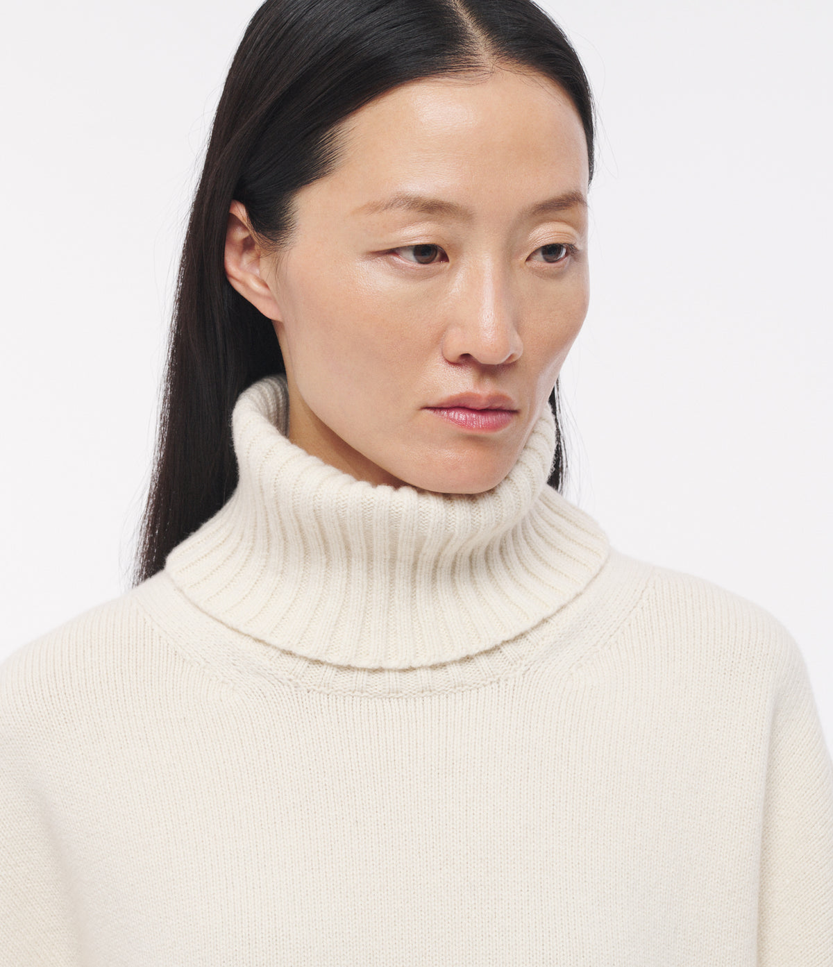 Another Tomorrow Cashmere Oversized Turtleneck in Ivory – Cashmere Women's Knitwear