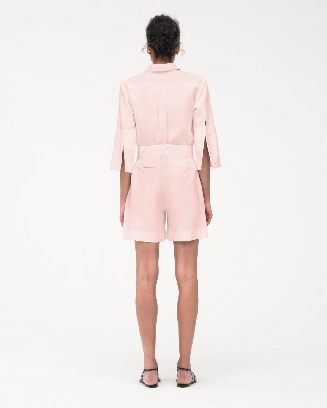 Linen Pleated Short | Quartz