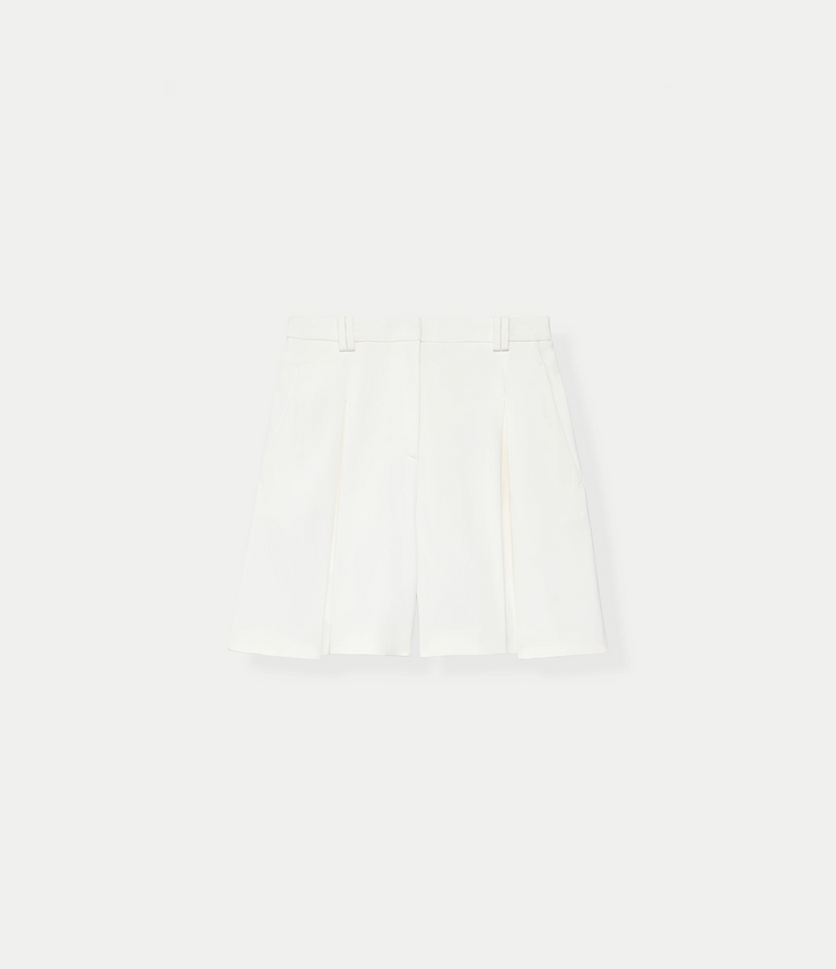 color:off-white