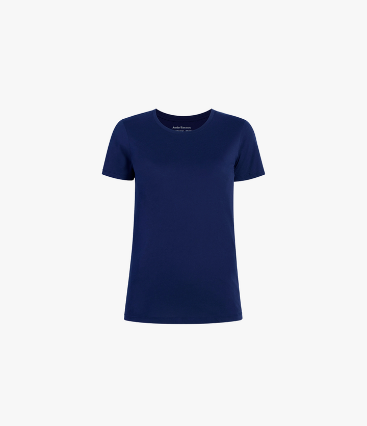 color:navy