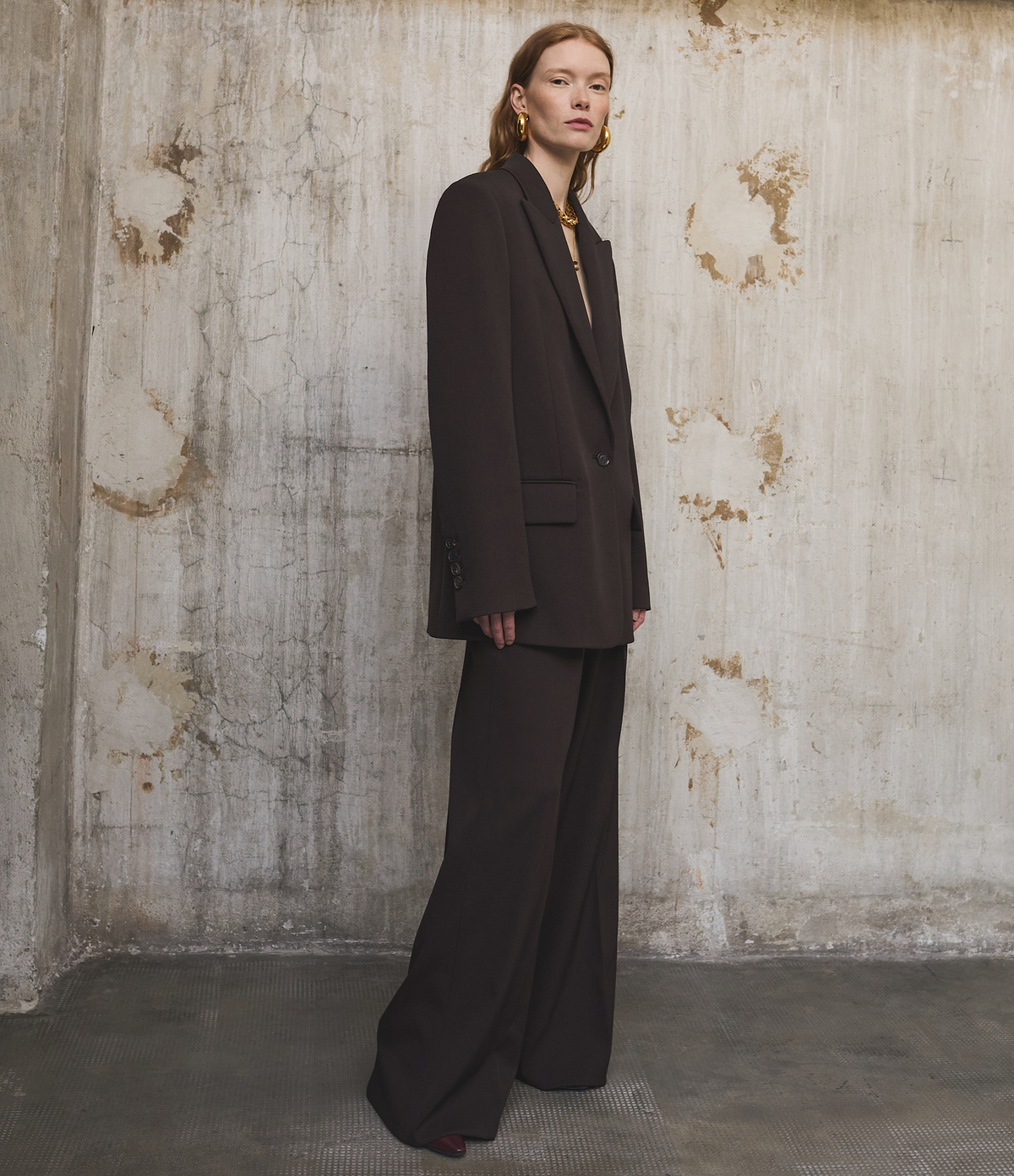 Another Tomorrow Twill Pleated Trouser in Dark Chocolate – Wool Women's Trousers