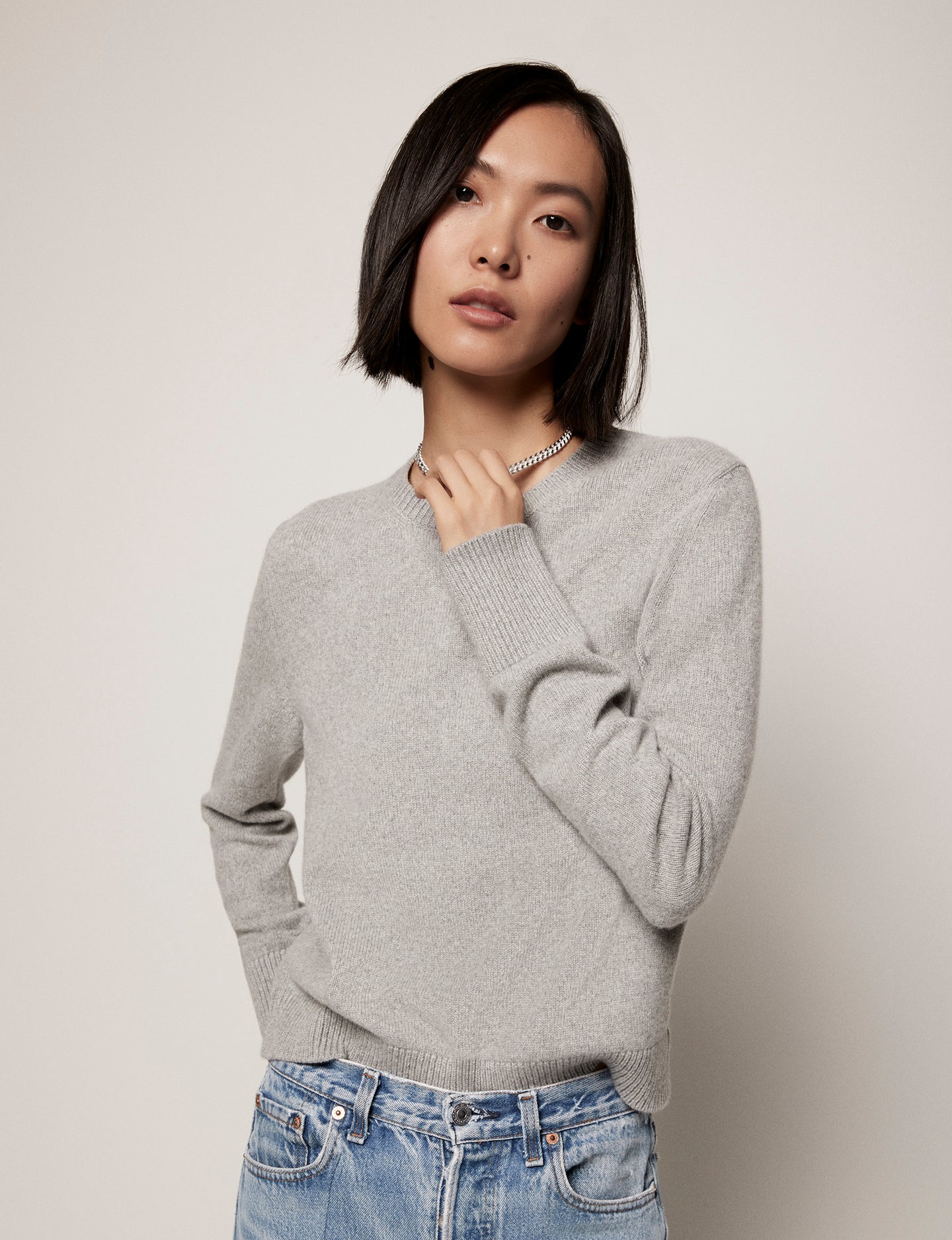 Another Tomorrow Classic Cashmere Crewneck in Heather Grey – Cashmere Women's Knitwear